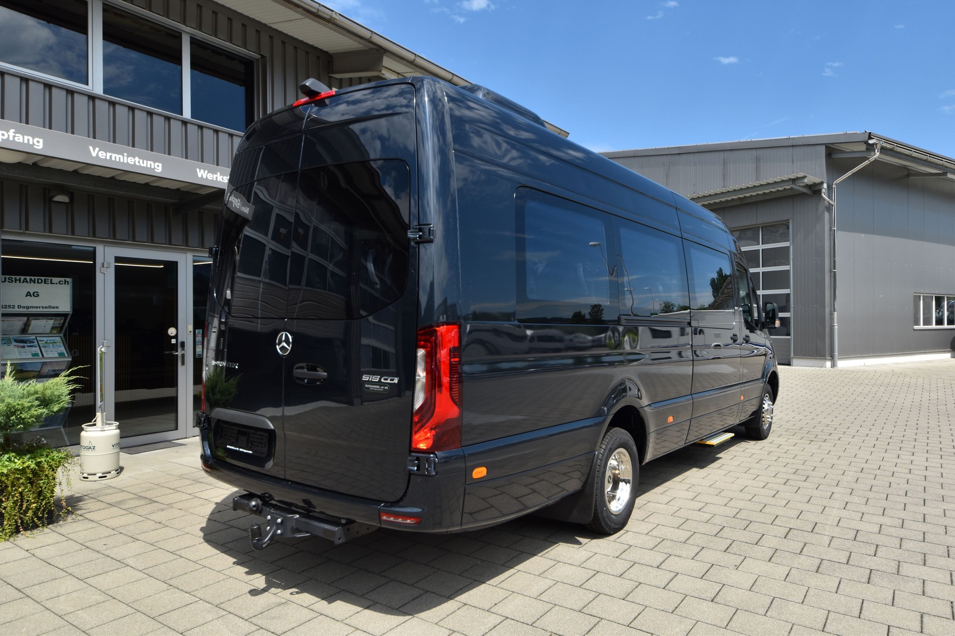 MERCEDES-BENZ 519 VIP Midibus 21 Plätze-image-1