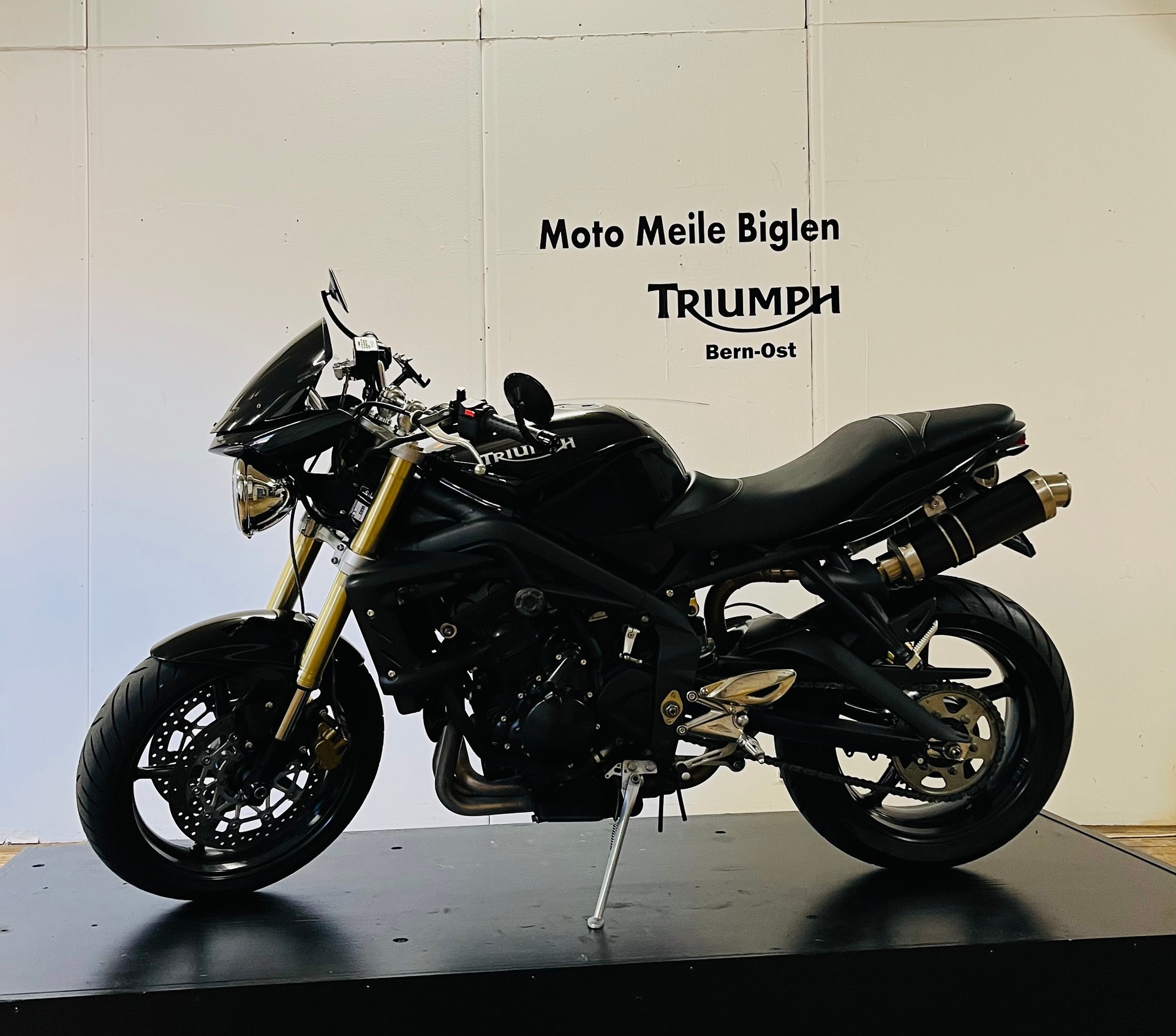 TRIUMPH Street Triple 675-image-2