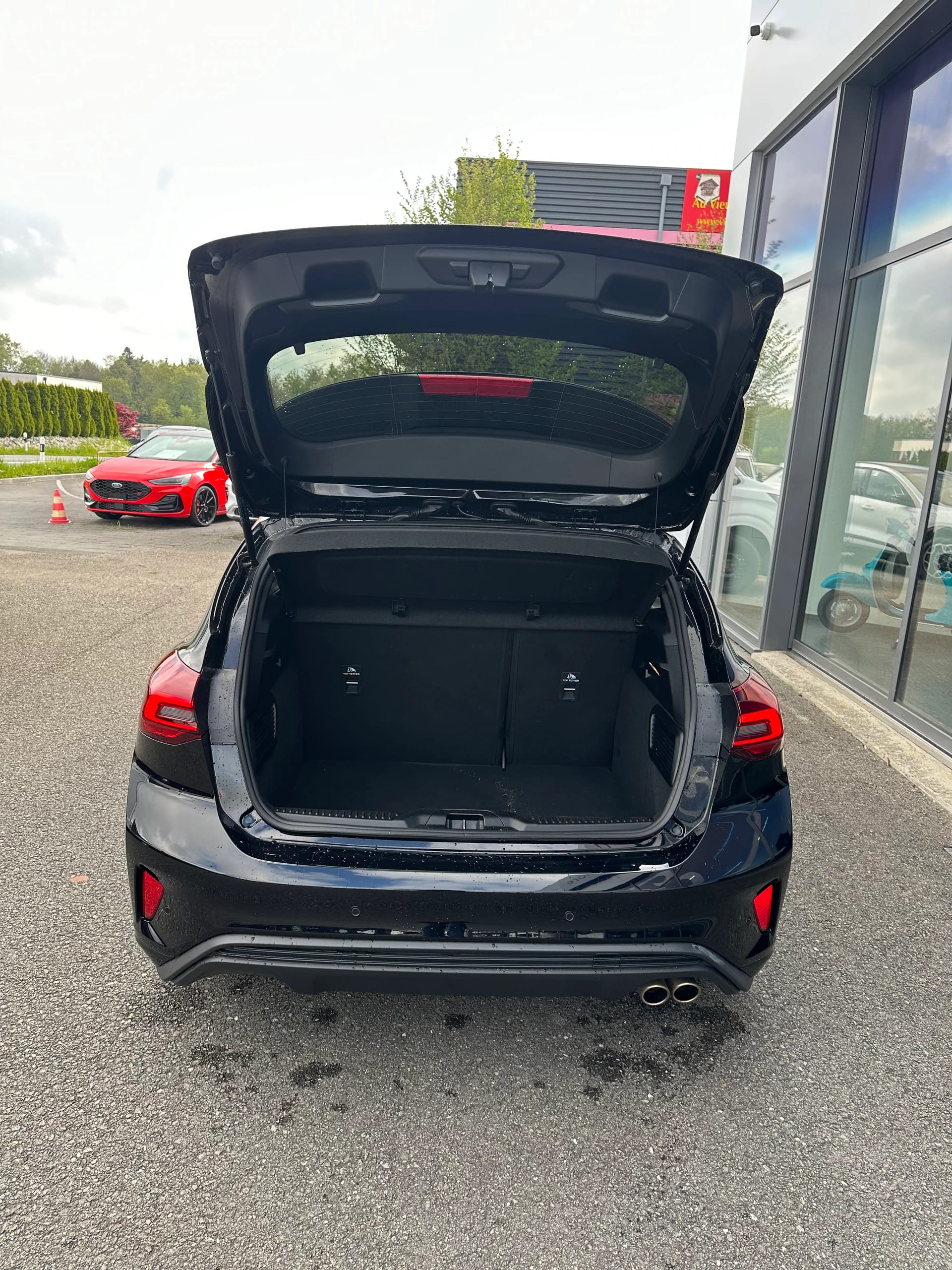 FORD Focus 1.0i EcoB Hybrid 155 ST- ST-Line/155CV/Aut.-image-5