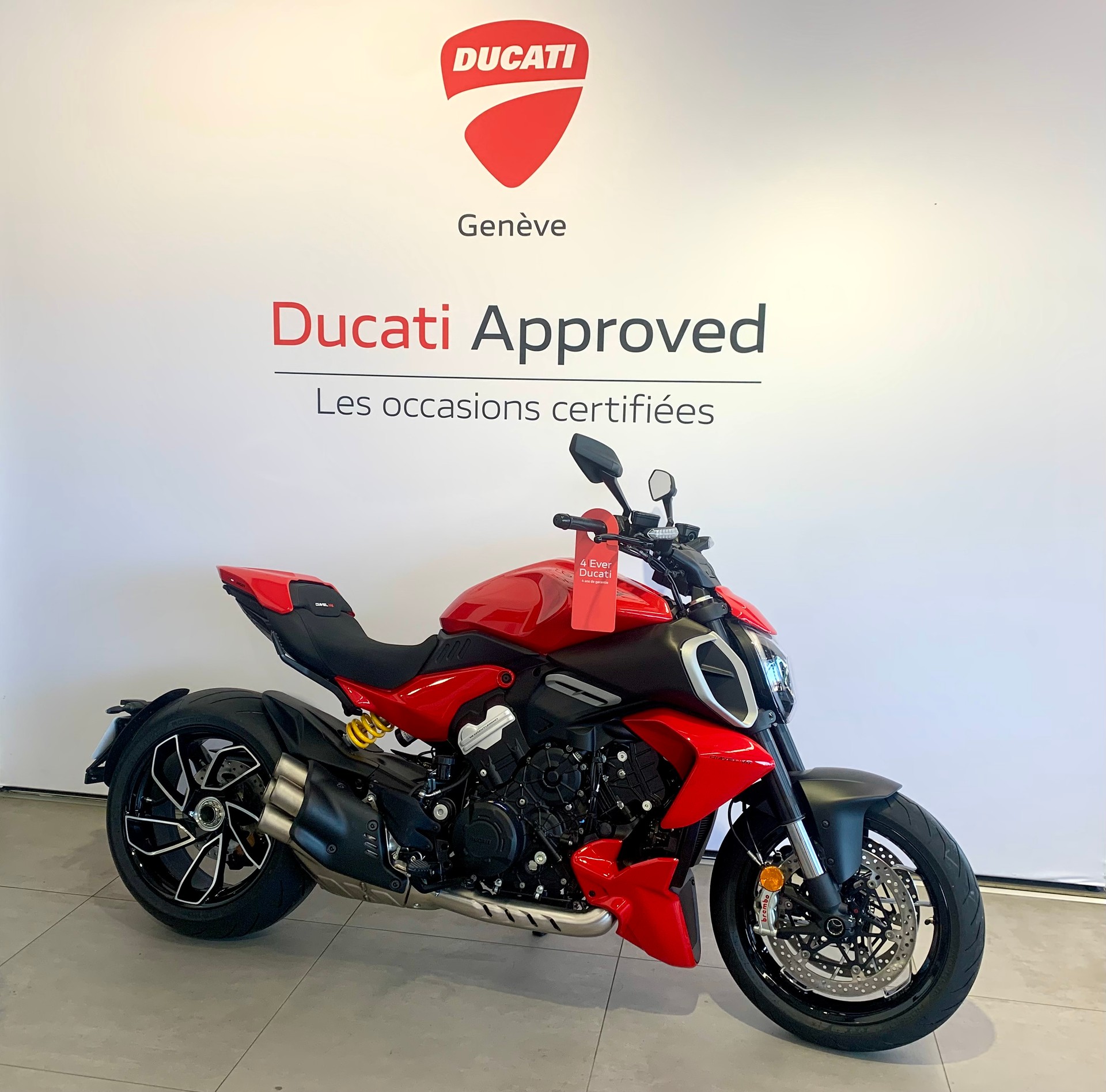 DUCATI Diavel V4-image-0