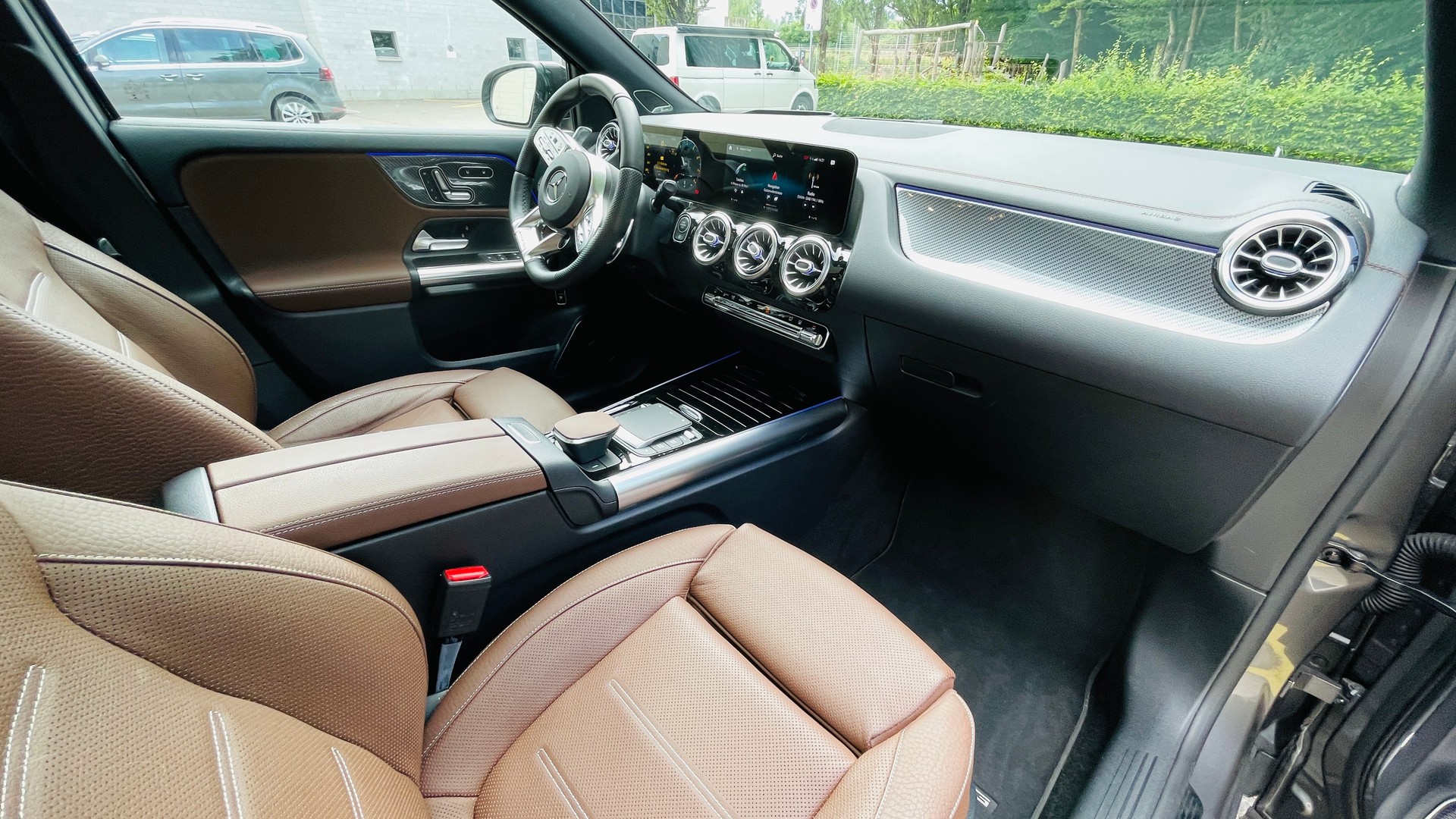 MERCEDES-BENZ GLA 35 AMG 4Matic 8G-Speedshift DCT-image-9