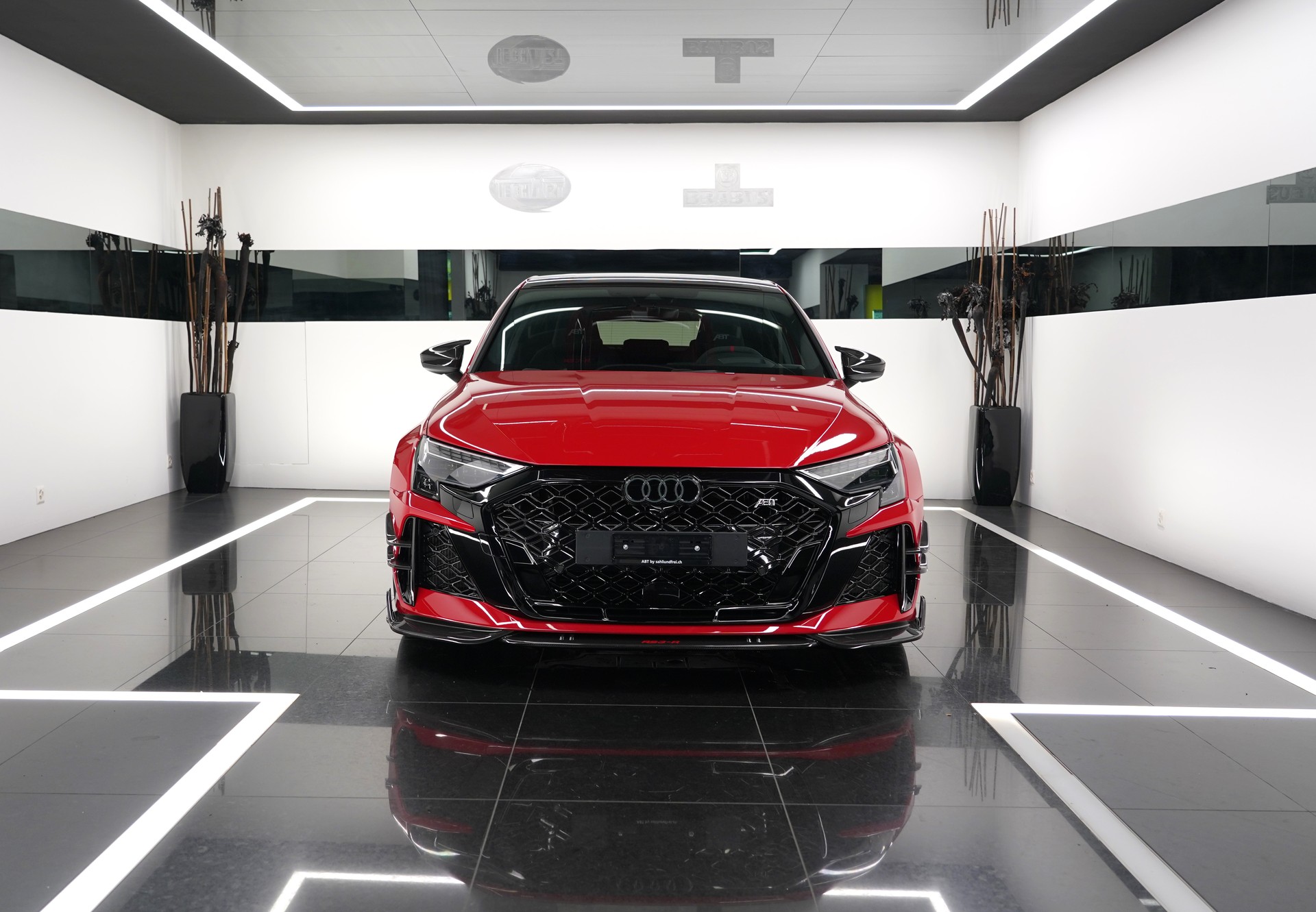 AUDI RS3 SB 2.5 TSI quattro ABT RS 3 R Limited Edition 1 of 125-showroom-element-2