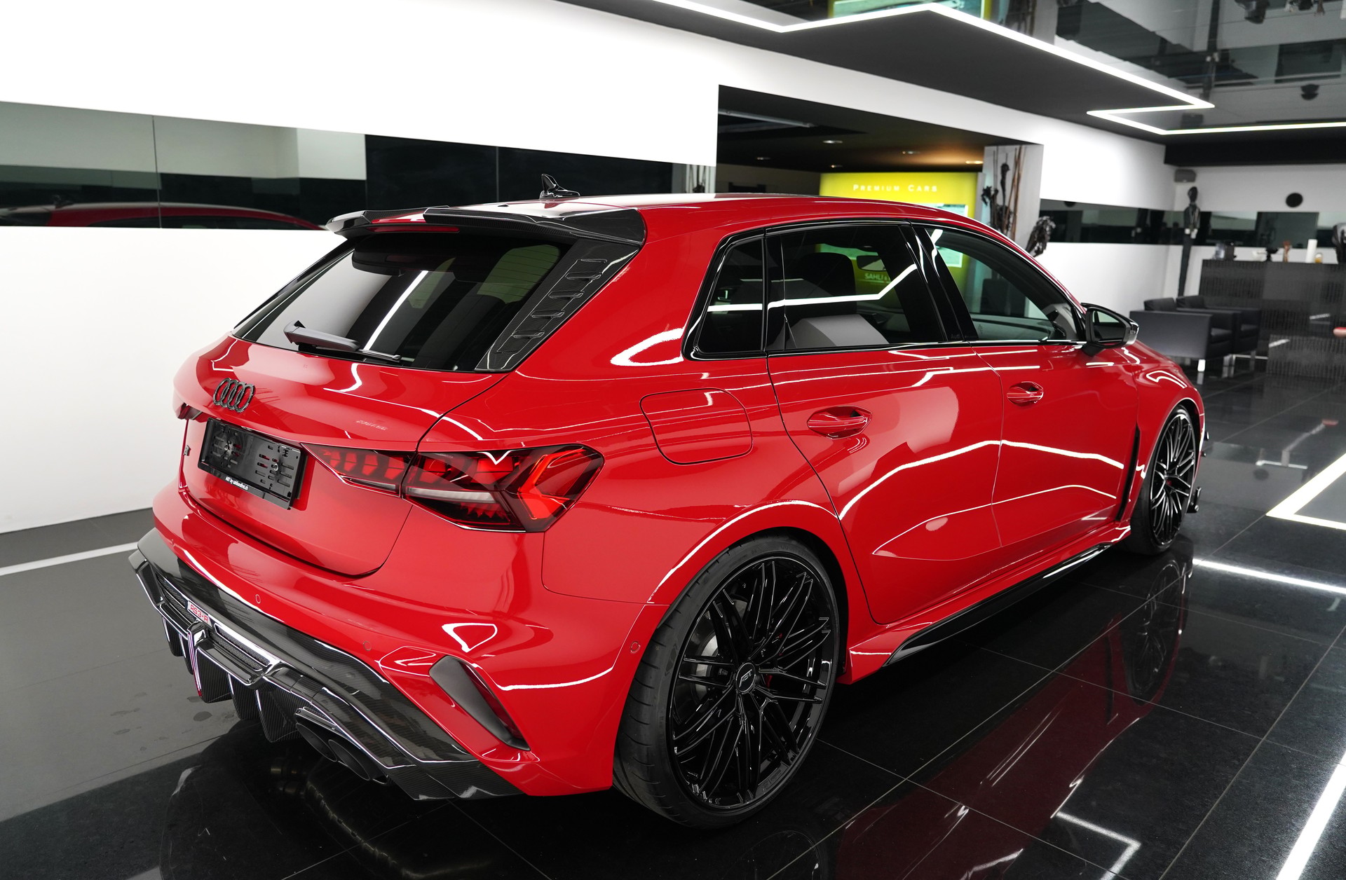 AUDI RS3 SB 2.5 TSI quattro ABT RS 3 R Limited Edition 1 of 125-showroom-element-3