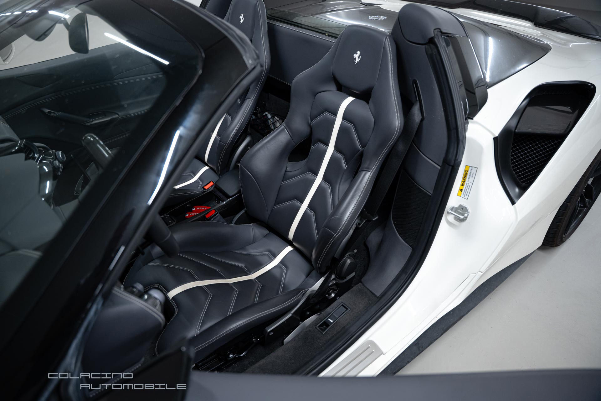 FERRARI 488 Spider 3.9 V8-image-14