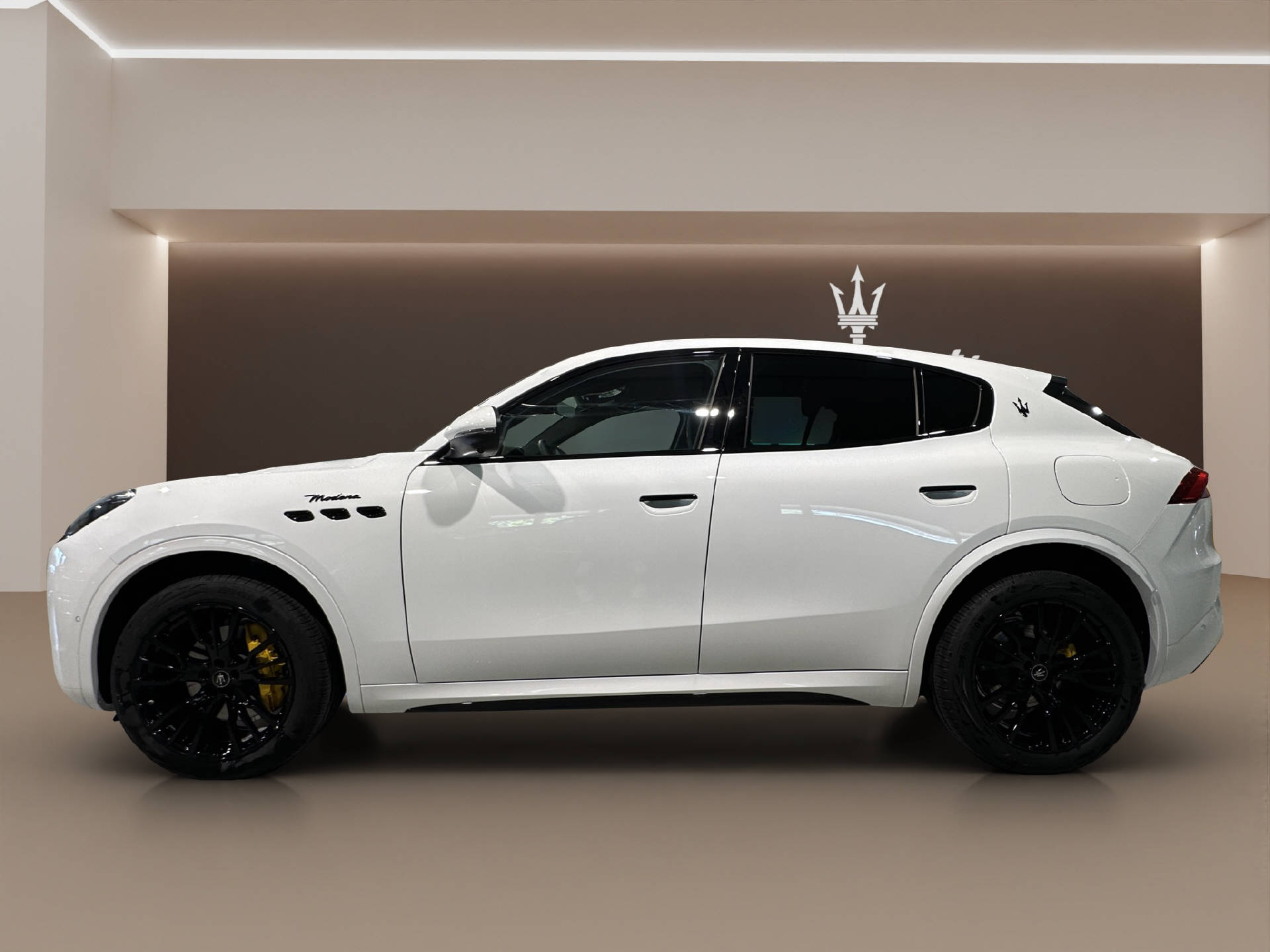 MASERATI Grecale 2.0 Hybrid Modena-image-7