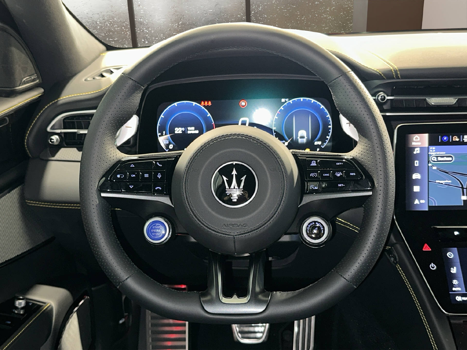 MASERATI Grecale 2.0 Hybrid Modena-image-9