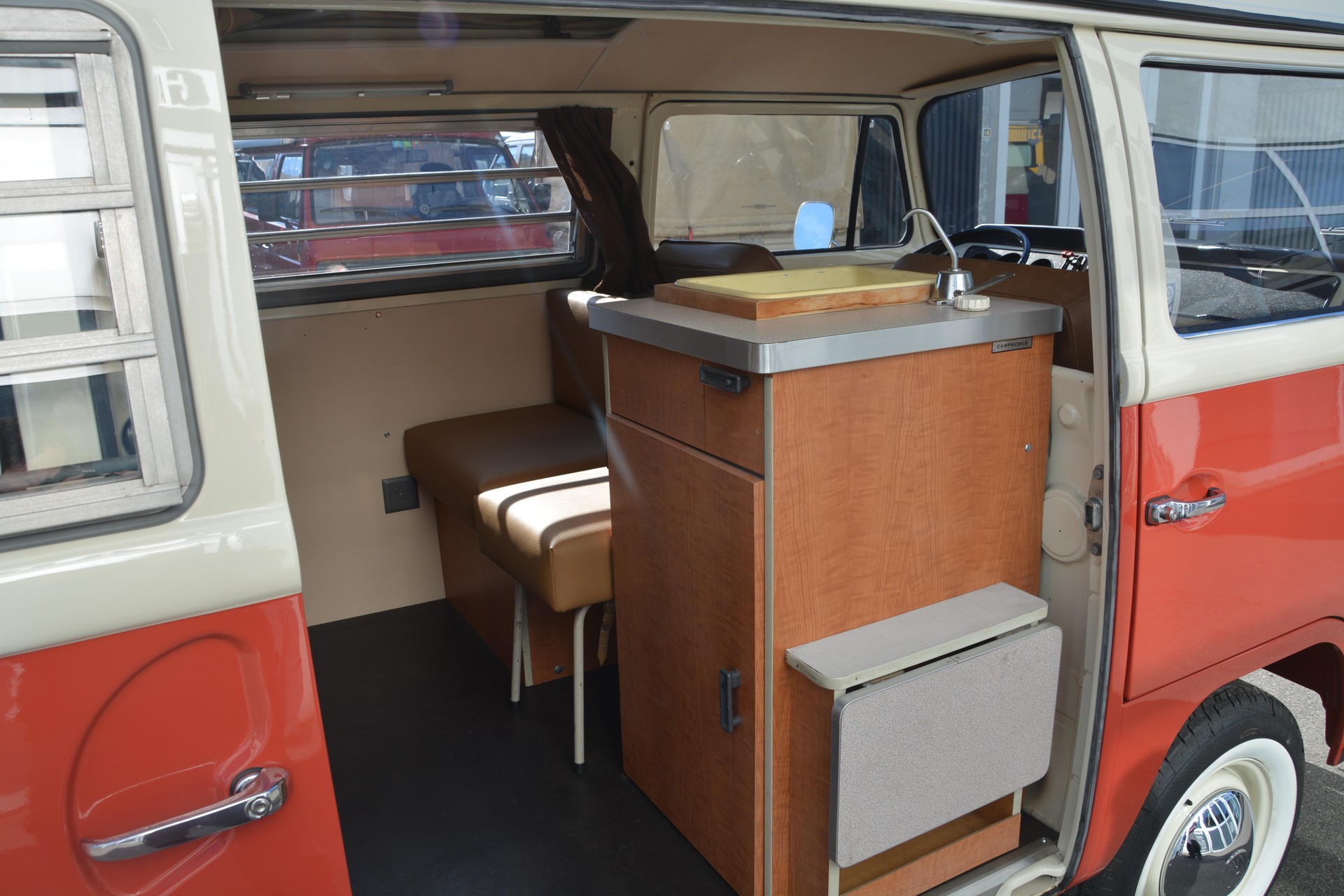 VW T2a 1968-image-10