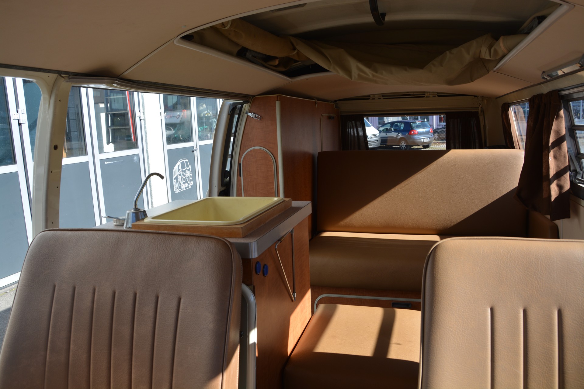 VW T2a 1968-image-13