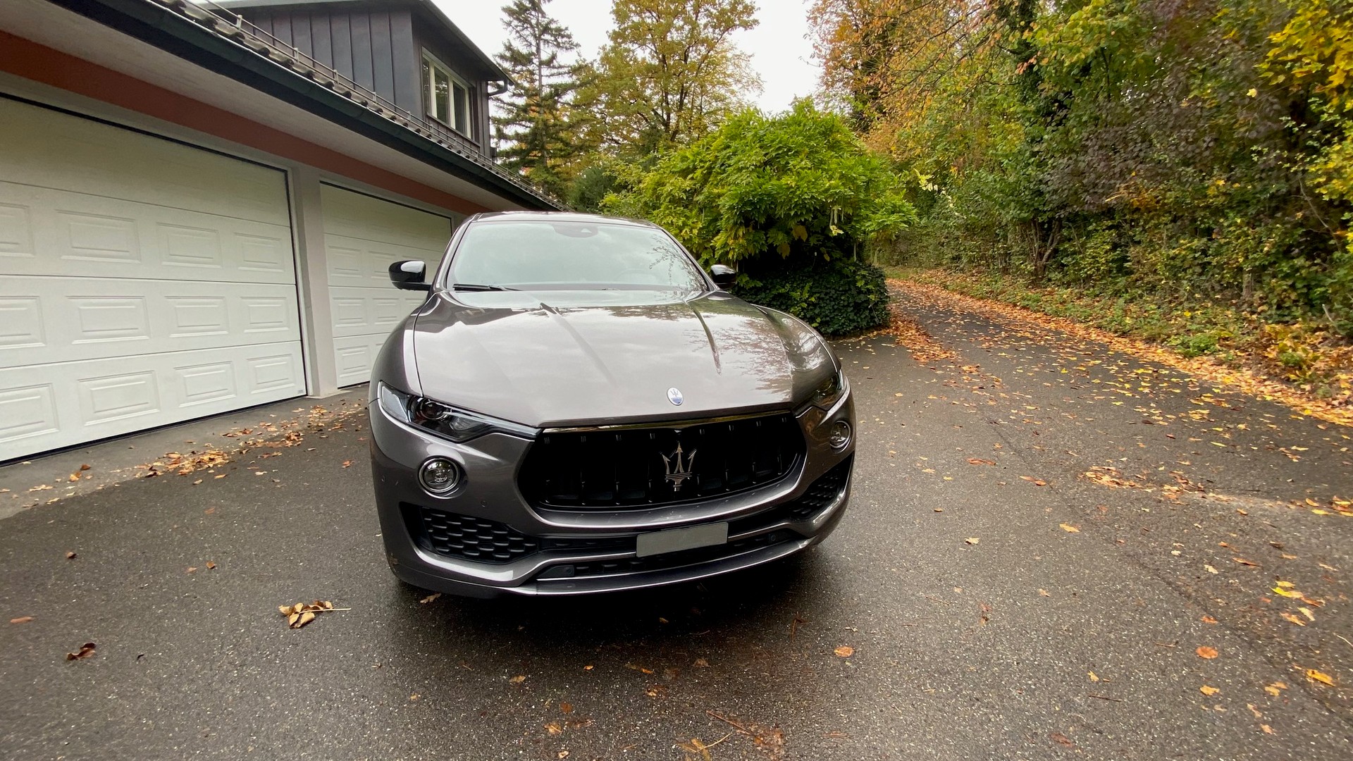 MASERATI Levante 2.0 MHEV GT Hybrid AWD Automatica-image-3