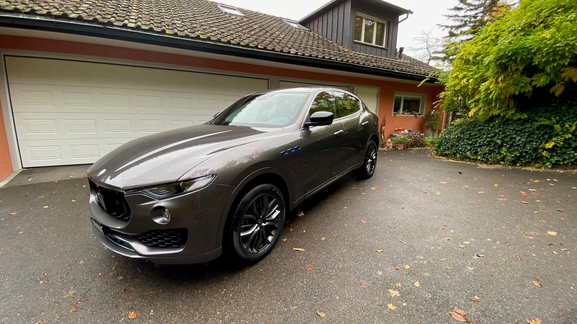 MASERATI Levante 2.0 MHEV GT Hybrid AWD Automatica-image-1