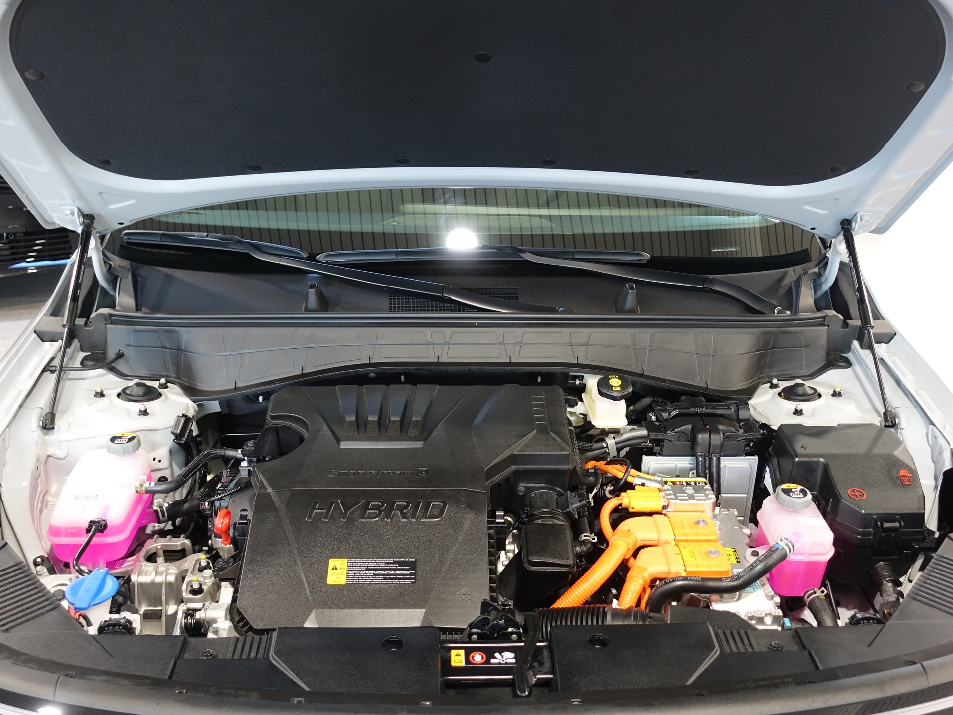 HYUNDAI Kona 1.6 GDi HEV Vertex DCT-image-6