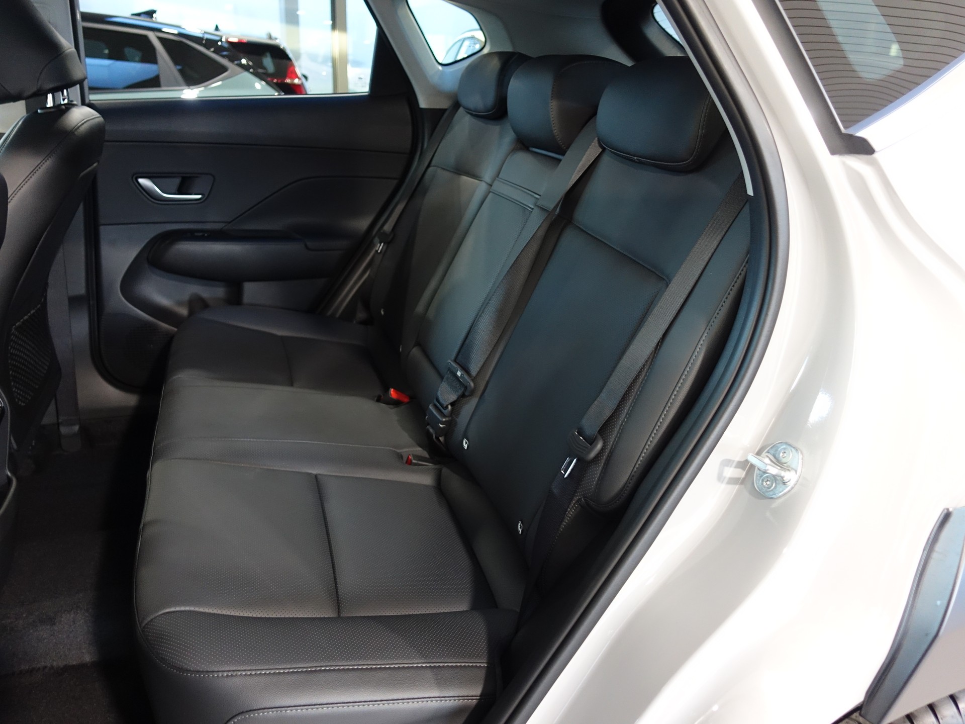 HYUNDAI Kona 1.6 GDi HEV Vertex DCT-image-9