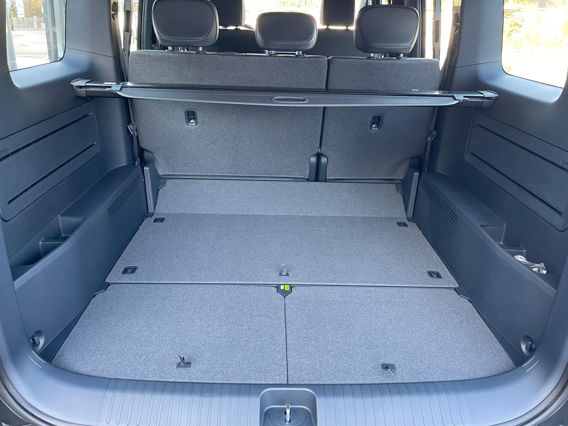 KIA PV5 Passenger 71.2 kWh Elite-image-10