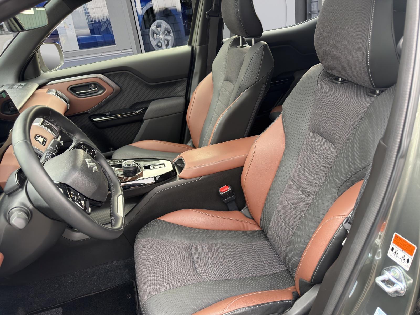 SUZUKI e Vitara Compact Top 4x4-image-8