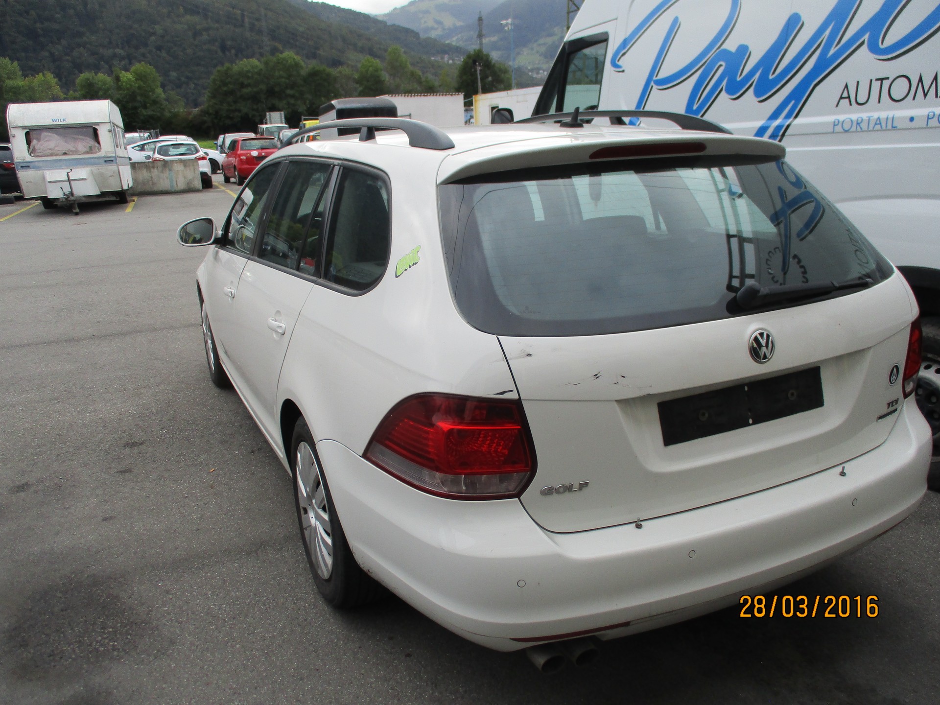 VW Golf Variant 1.6 TDI Comfortline 4Motion-image-4