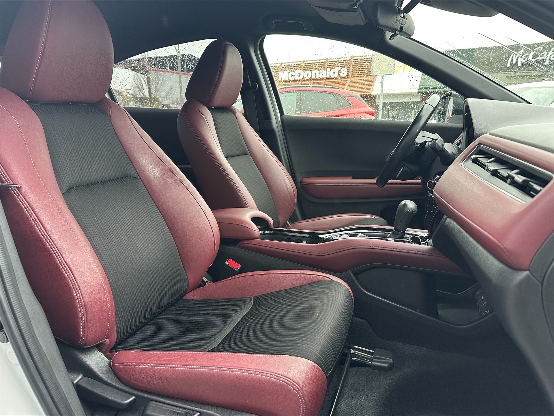 HONDA HR-V 1.5i-VTEC Turbo CVT-image-8