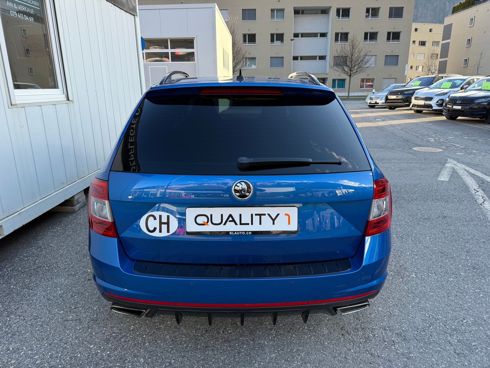 SKODA Octavia Combi 2.0 TDI RS DSG *RS-EXTREM* *TIEFERLEGUNG* H&R *DISTANZSCHEIBEN * 19" ALU*-image-4