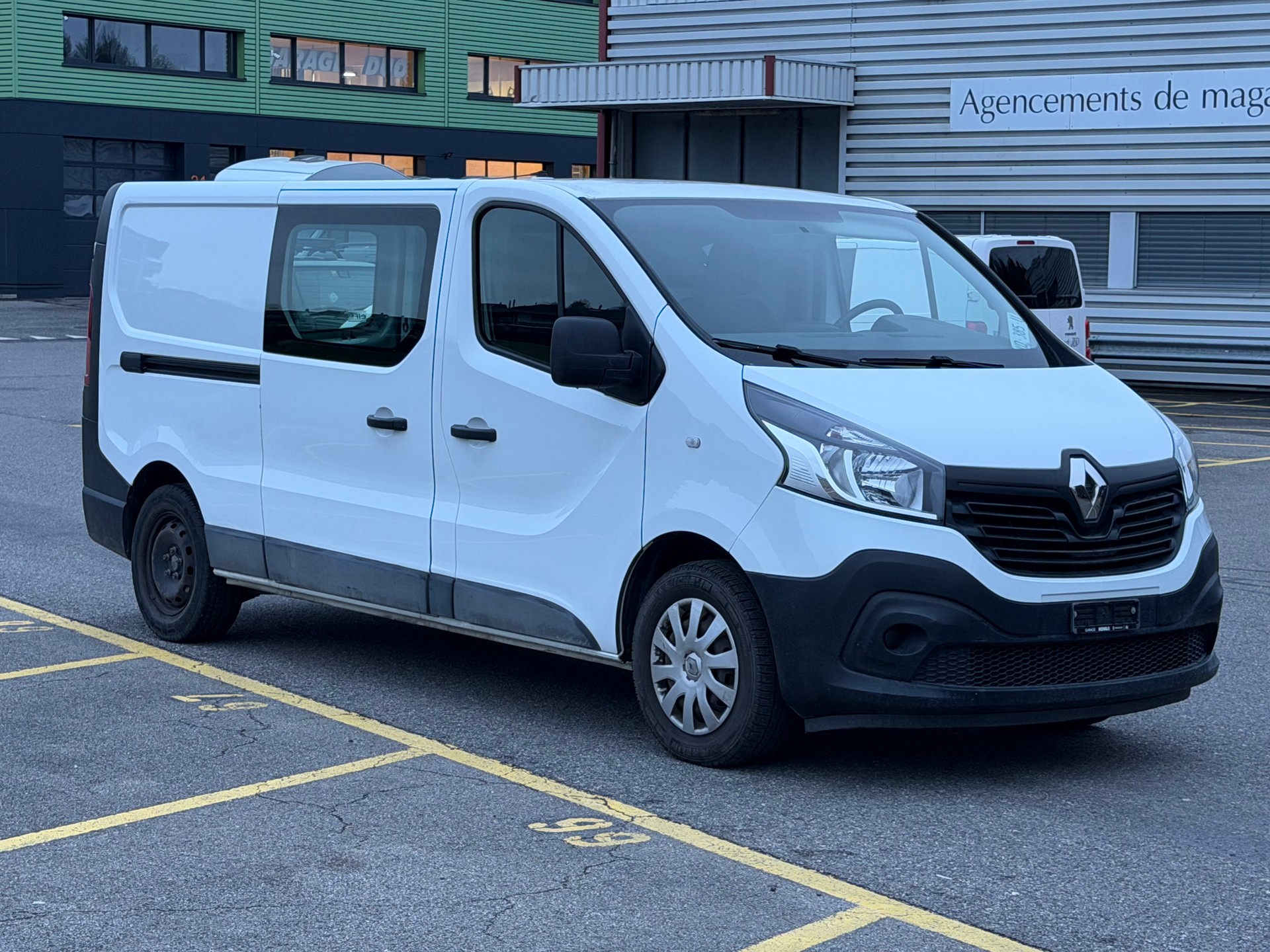RENAULT Trafic 1.6 ENERGY TwinT. dCi125 2.9t Business L2H1-showroom-element-2