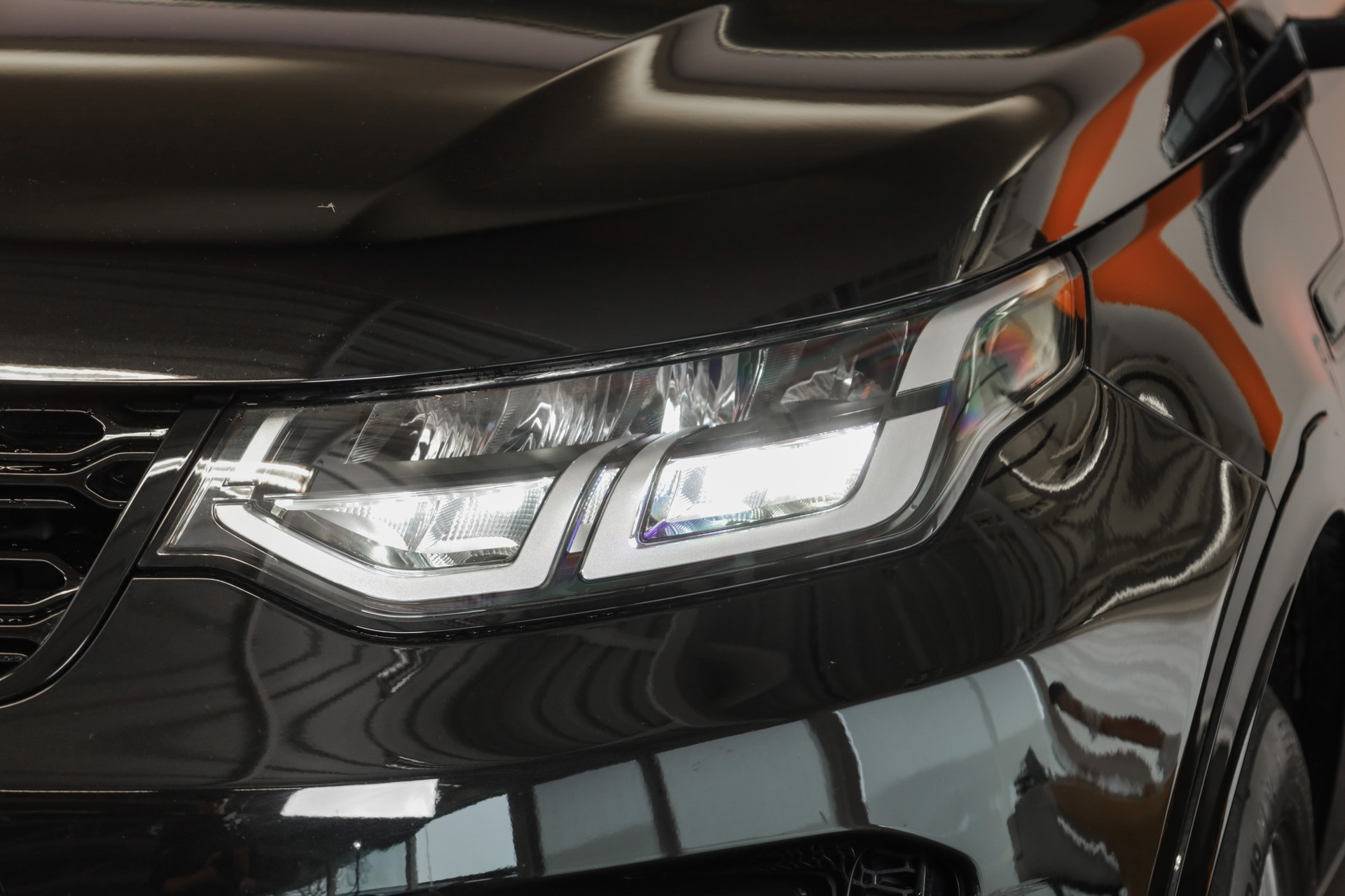 LAND ROVER Discovery Sport R Dyn P250 2.0 Si4 MHEV SE AT9-image-18