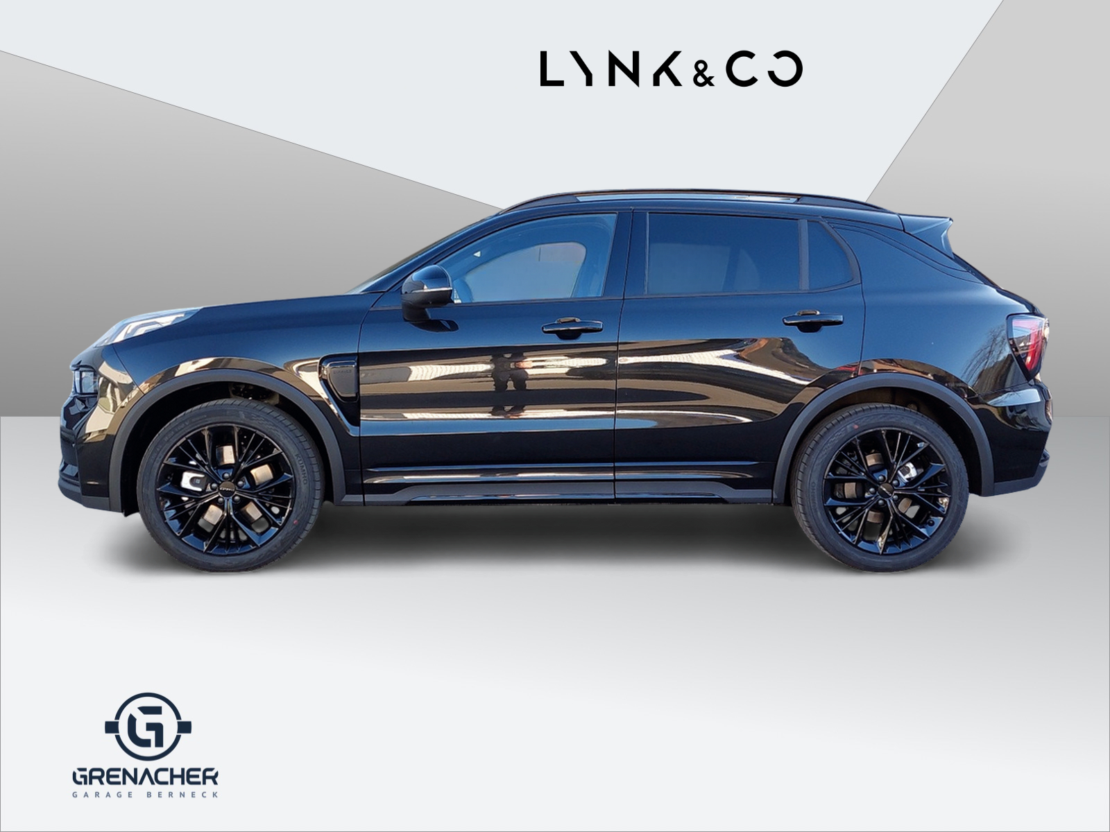 LYNK & CO 01 1.5 PHEV More-showroom-element-1