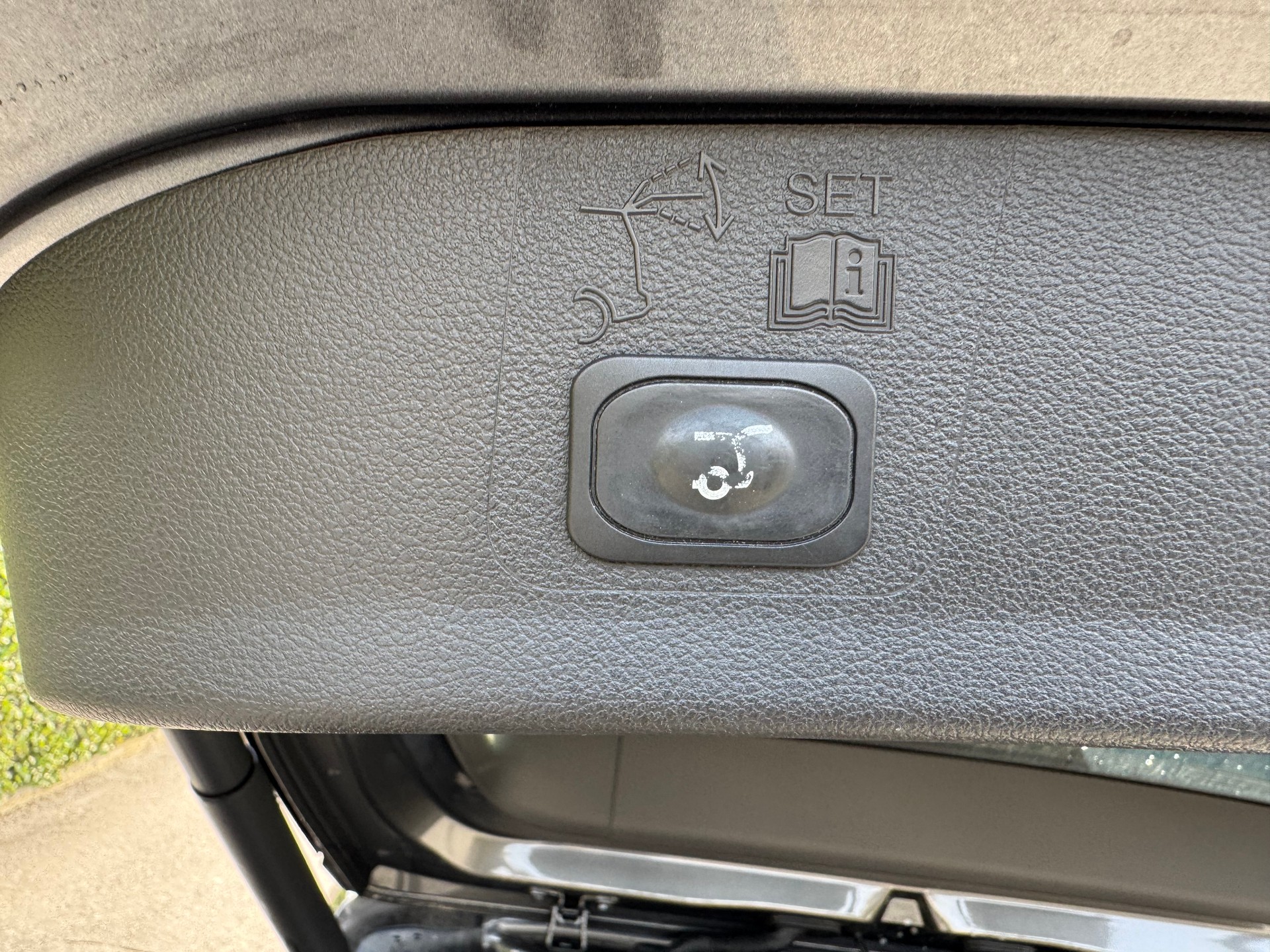 FORD Kuga 2.0 TDCi ST Line 4WD PowerShift-image-14