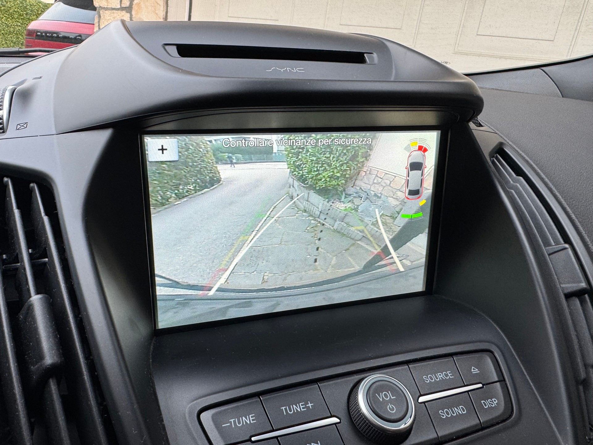 FORD Kuga 2.0 TDCi ST Line 4WD PowerShift-image-15