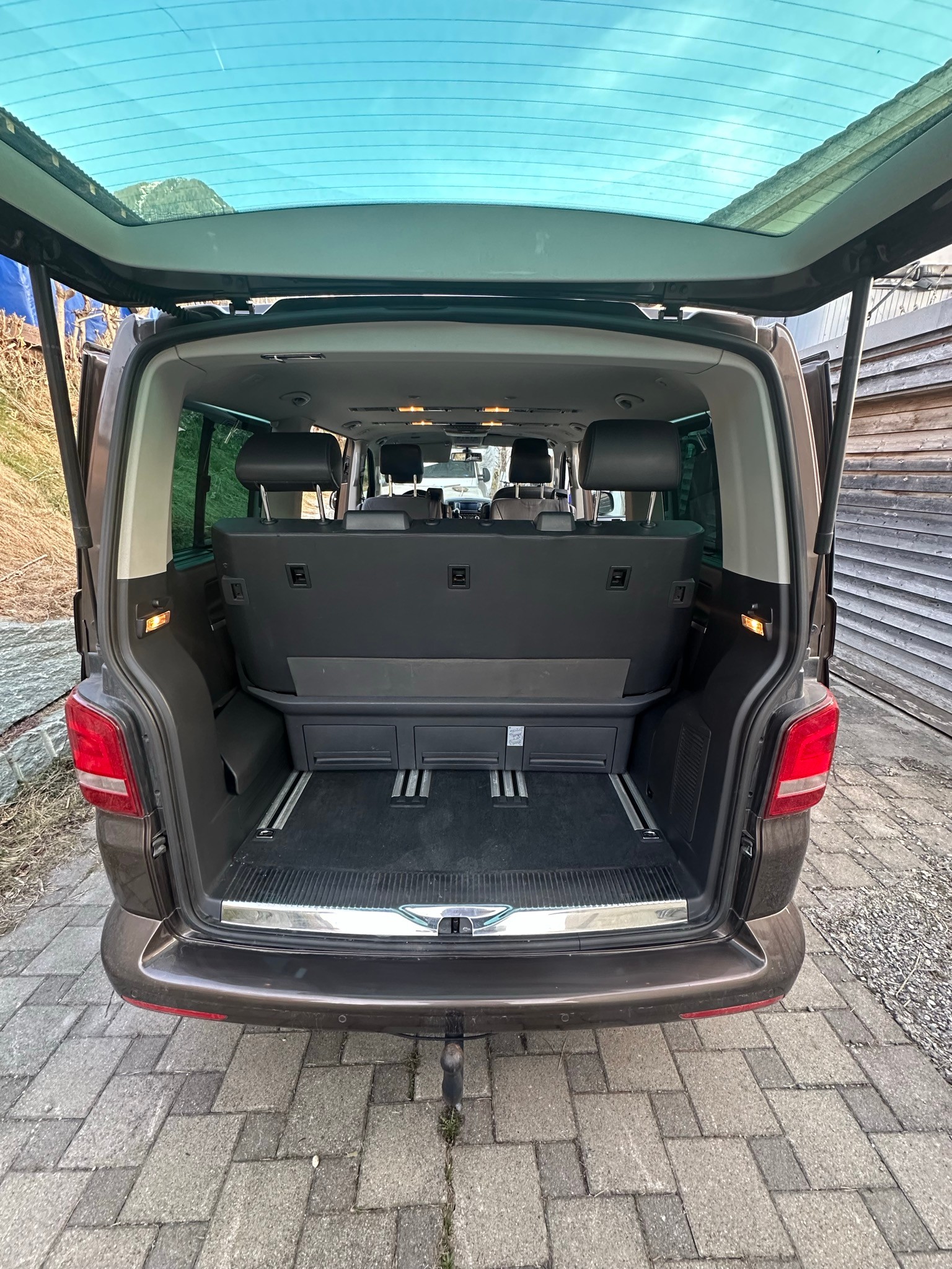 VW Mutli. D 4M BMT Highline DSG-image-6