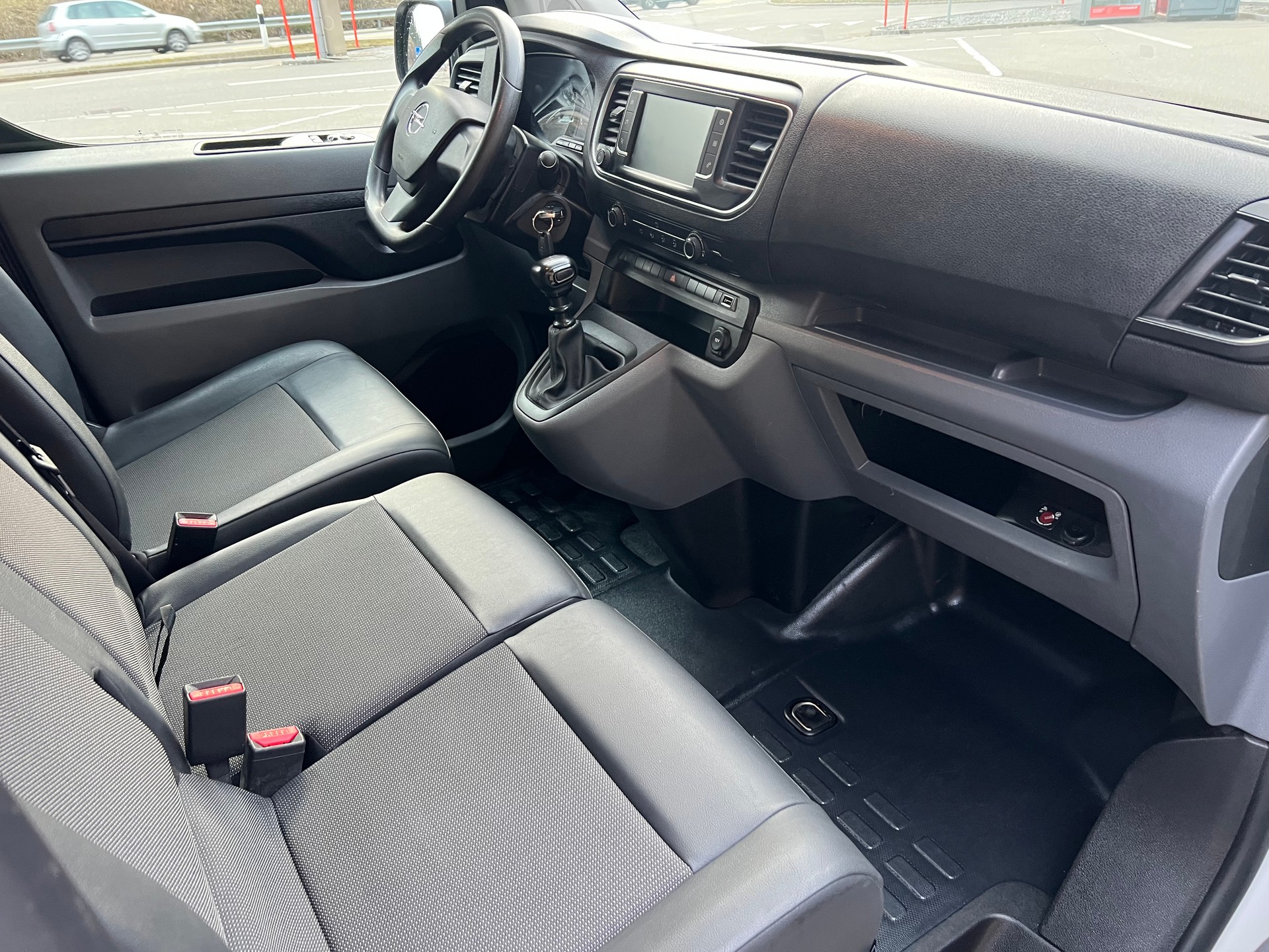 OPEL Vivaro Cargo 1.5 CDTI Inkl. Innenausbau!-image-7