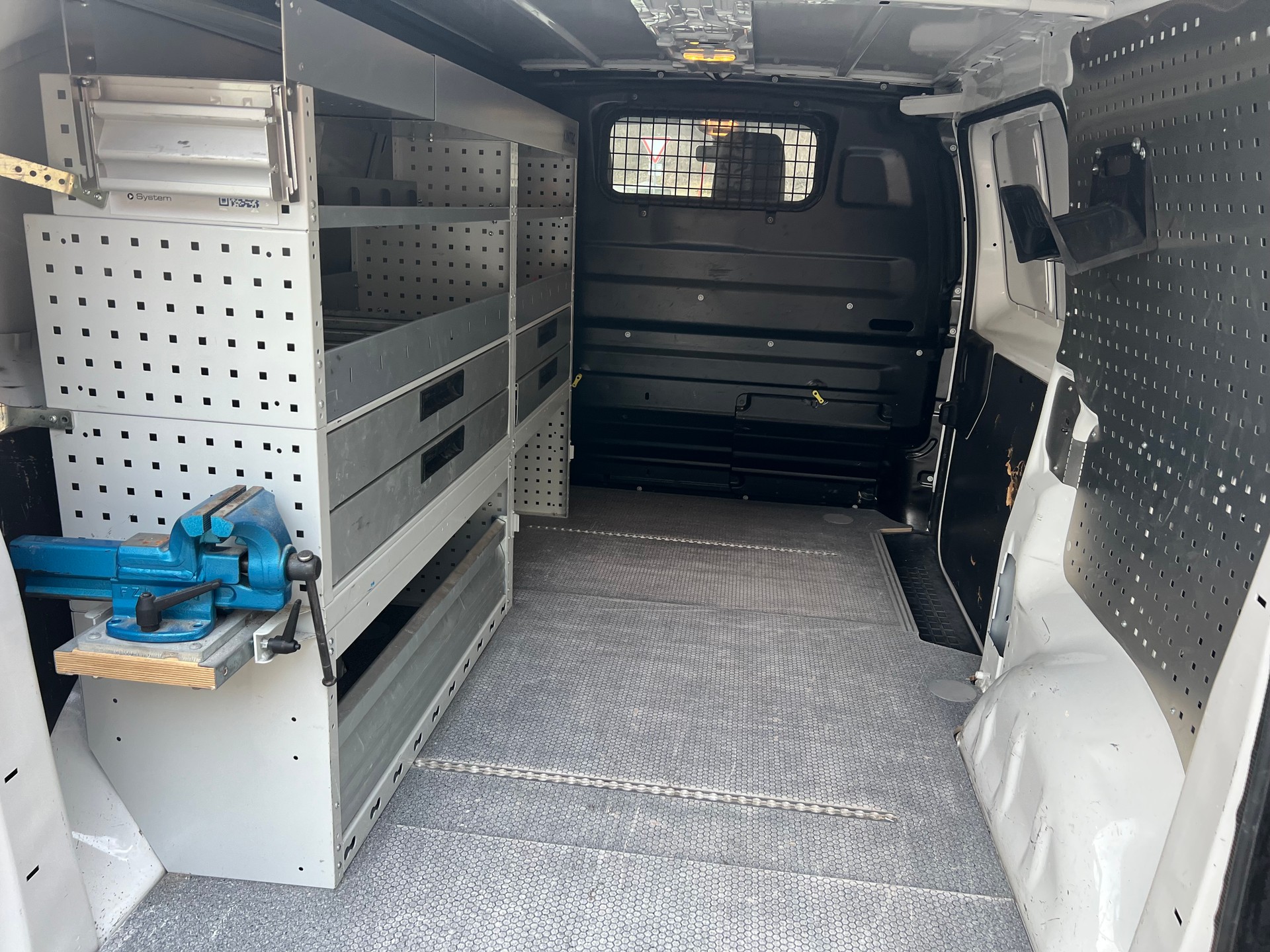 OPEL Vivaro Cargo 1.5 CDTI Inkl. Innenausbau!-image-10
