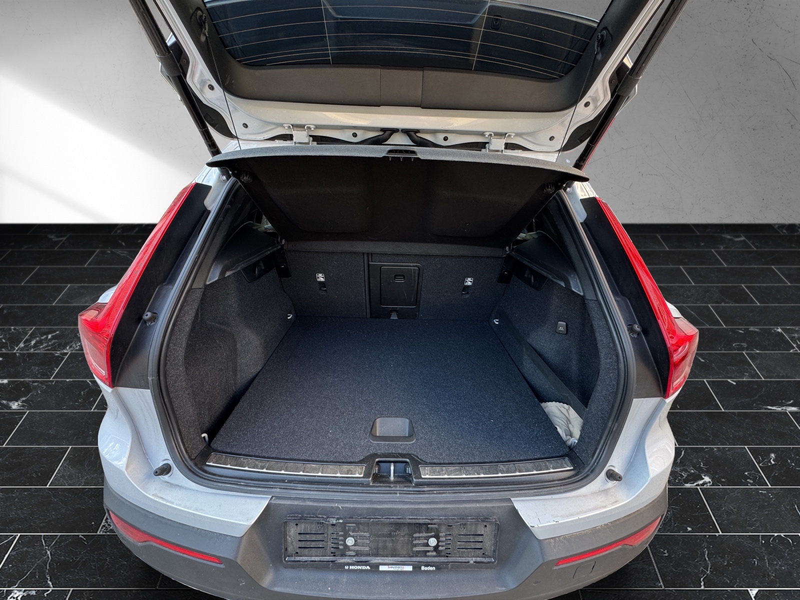 VOLVO XC40 T5 TwE Inscription DCT-image-7