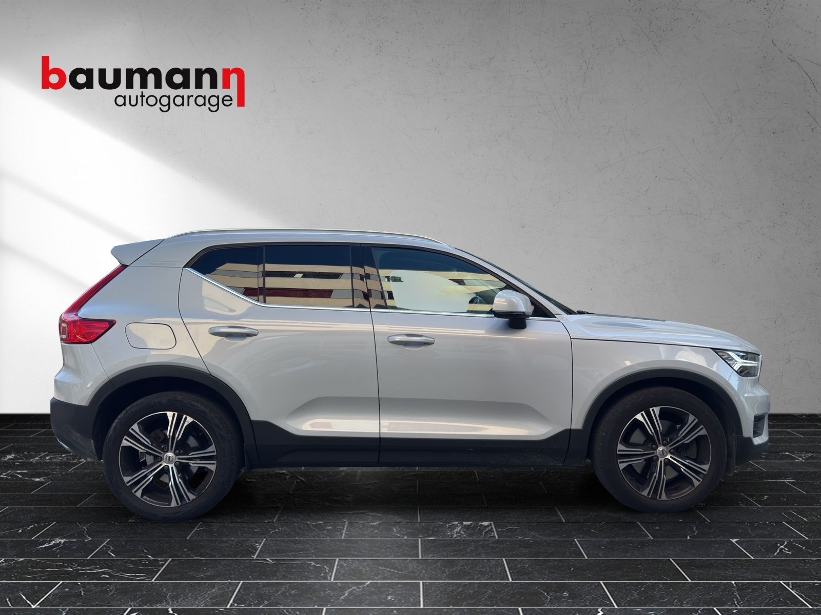 VOLVO XC40 T5 TwE Inscription DCT-image-4
