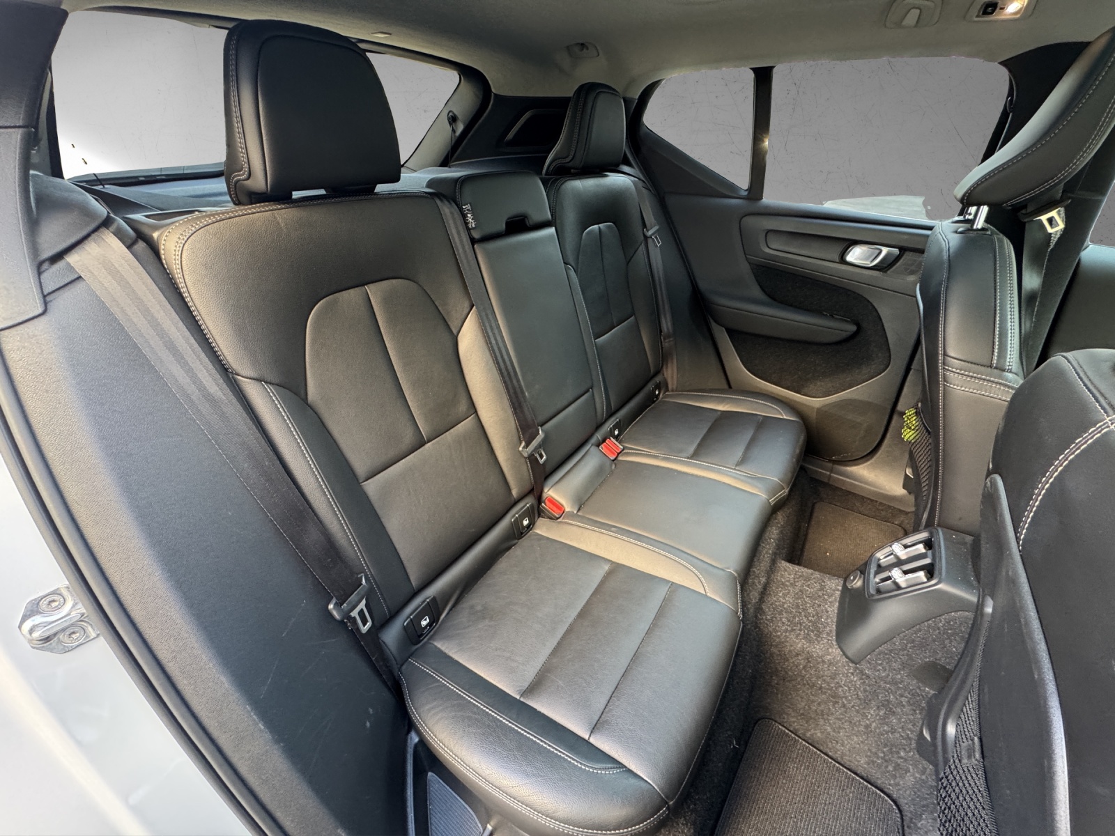 VOLVO XC40 T5 TwE Inscription DCT-image-16