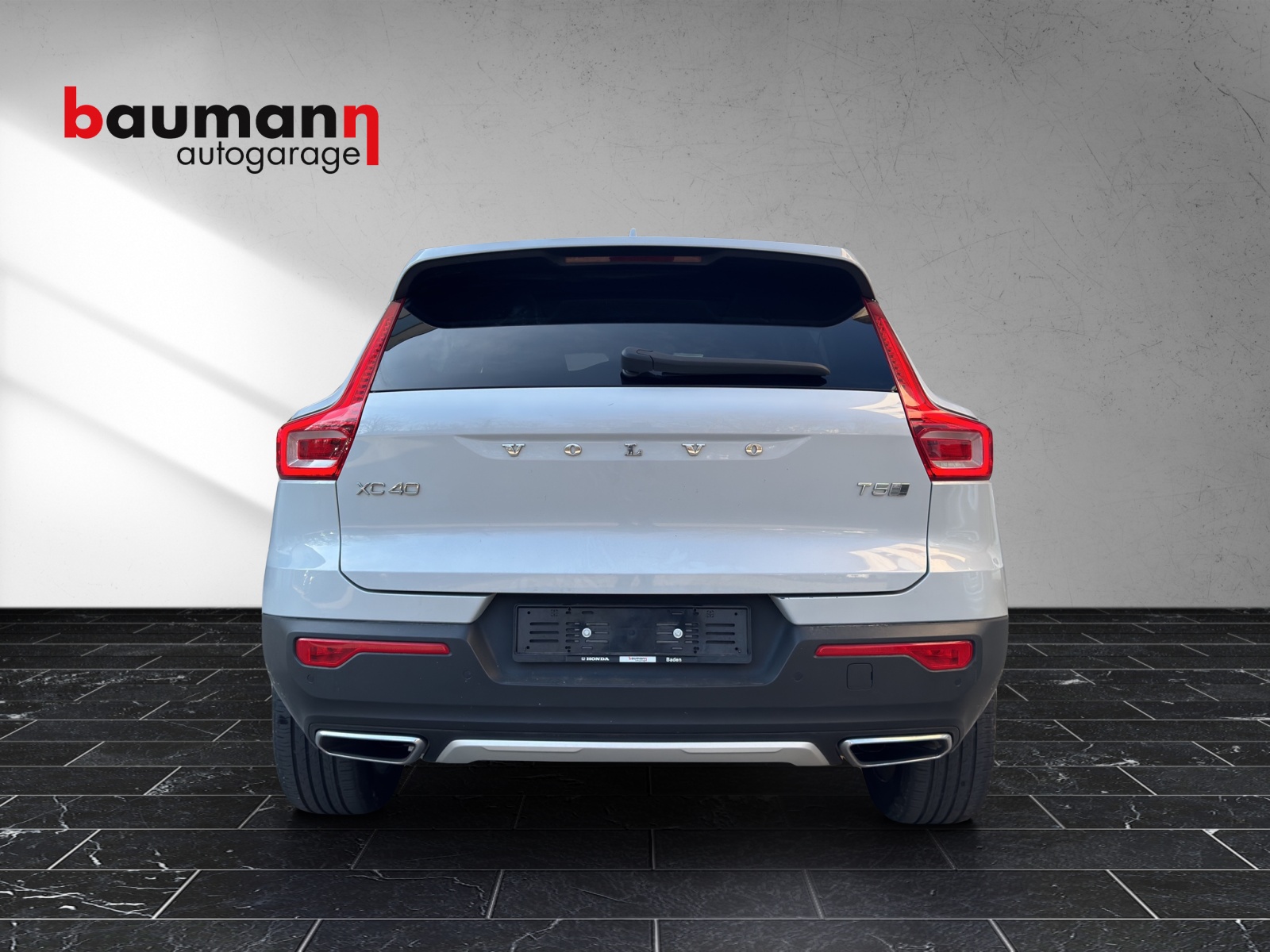VOLVO XC40 T5 TwE Inscription DCT-image-6