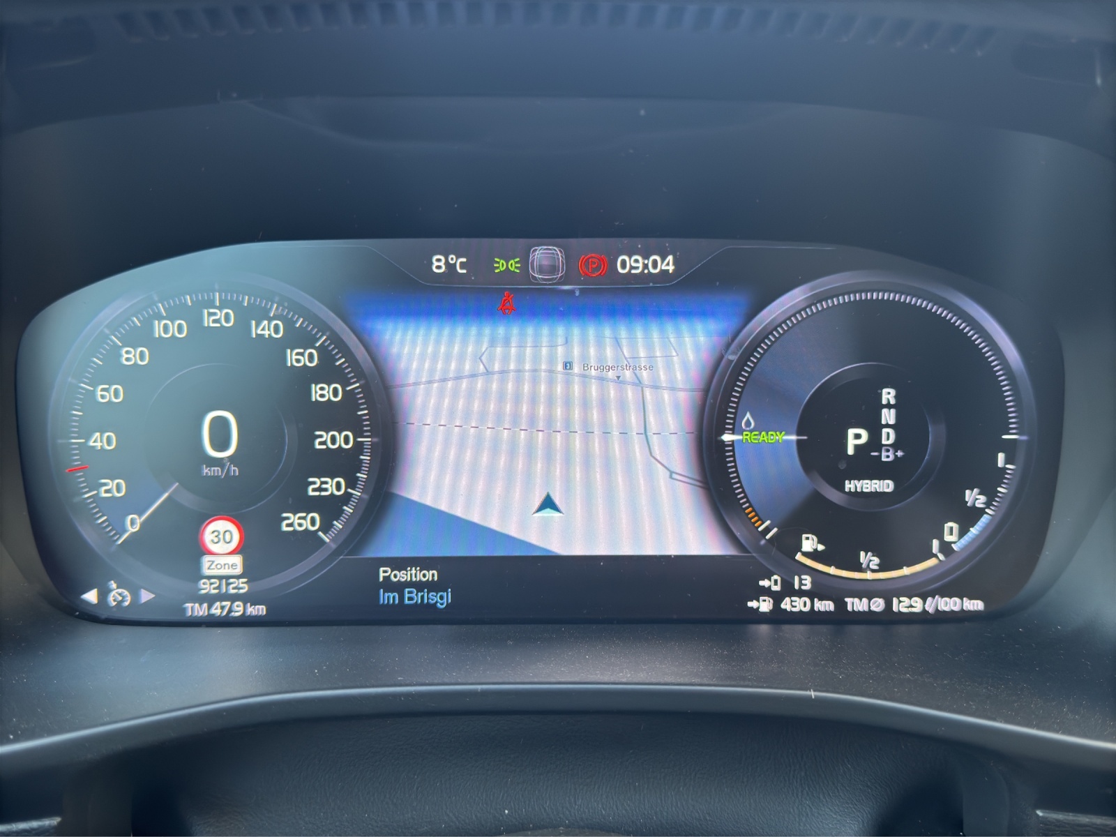 VOLVO XC40 T5 TwE Inscription DCT-image-9