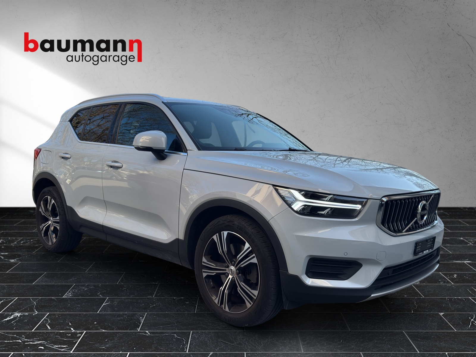 VOLVO XC40 T5 TwE Inscription DCT-showroom-element-1