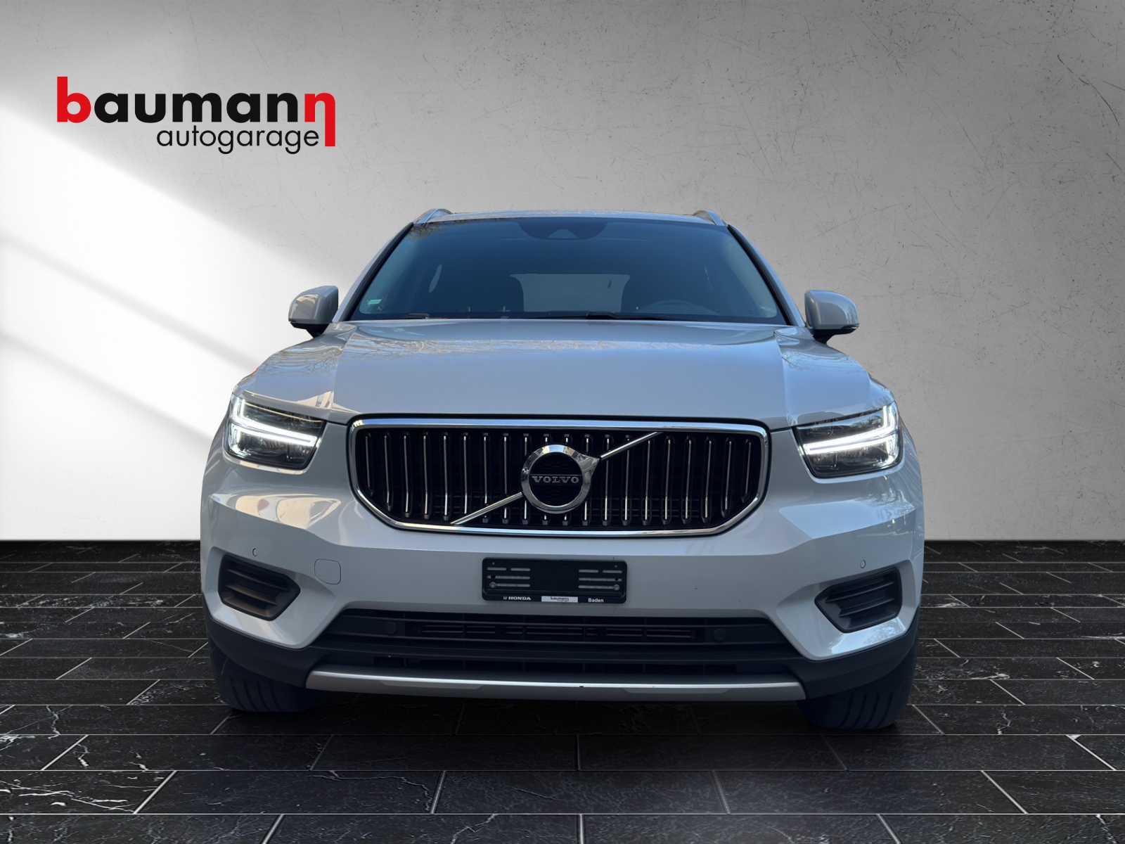 VOLVO XC40 T5 TwE Inscription DCT-image-8