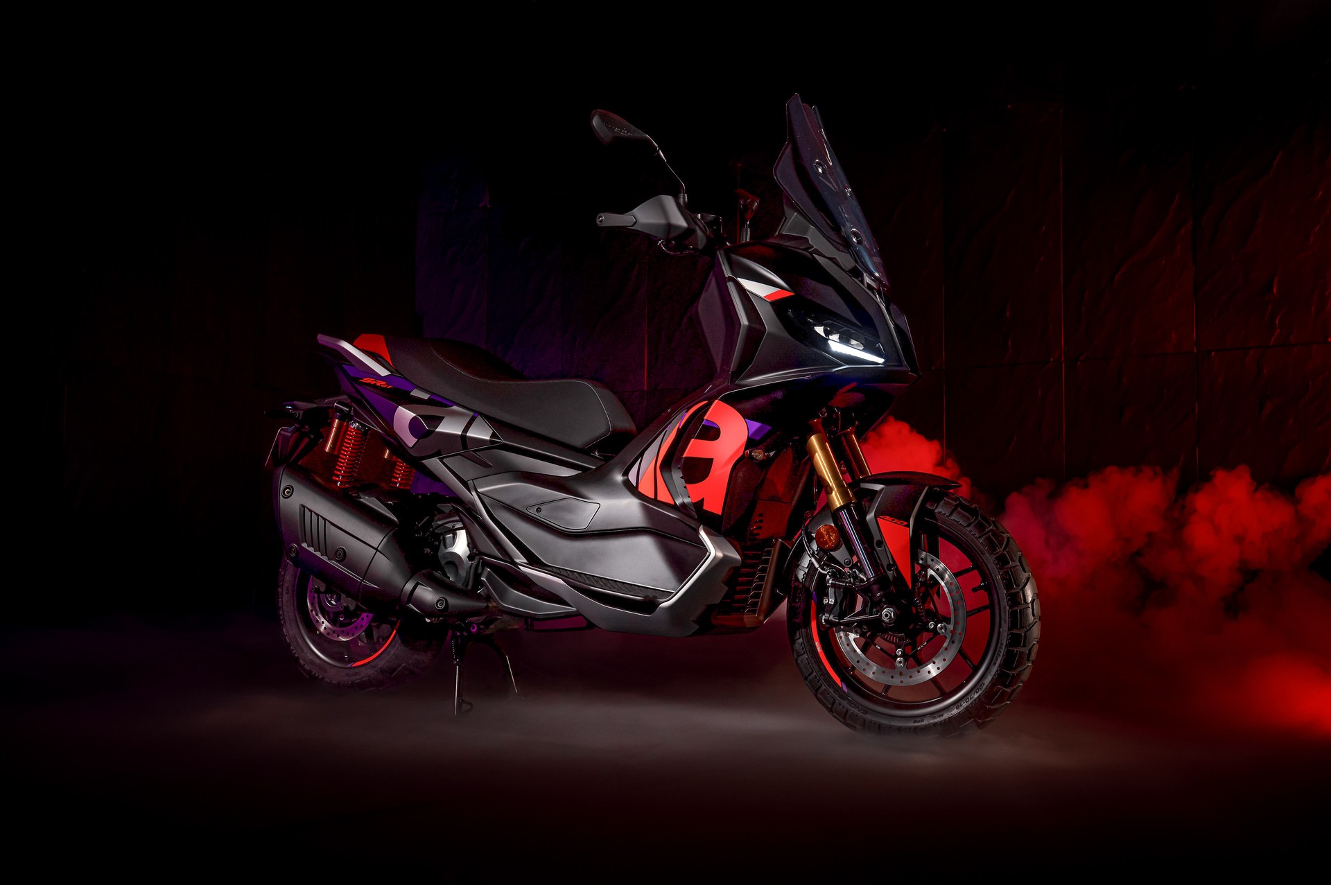 APRILIA SR 400 GT Replica-image-0