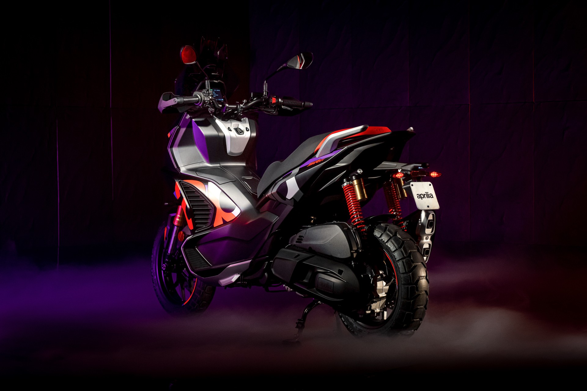APRILIA SR 400 GT Replica-image-2