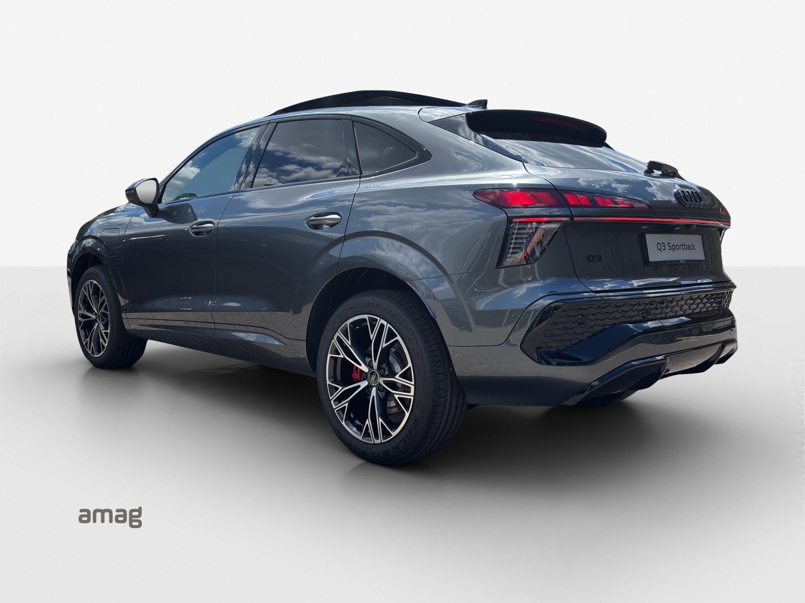 AUDI Q3 Sportback e-hybrid 200 kW S tronig-showroom-element-2