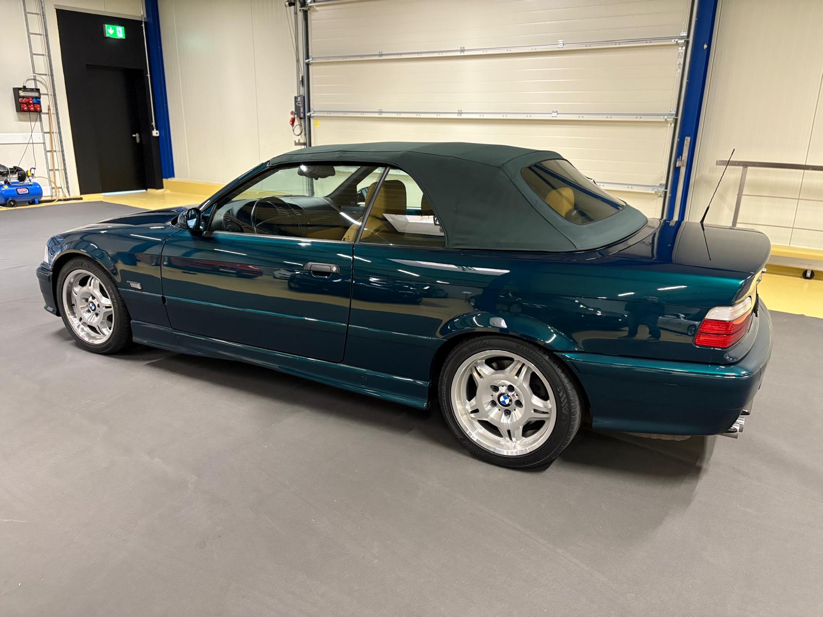 BMW M3 Cabrio-image-1
