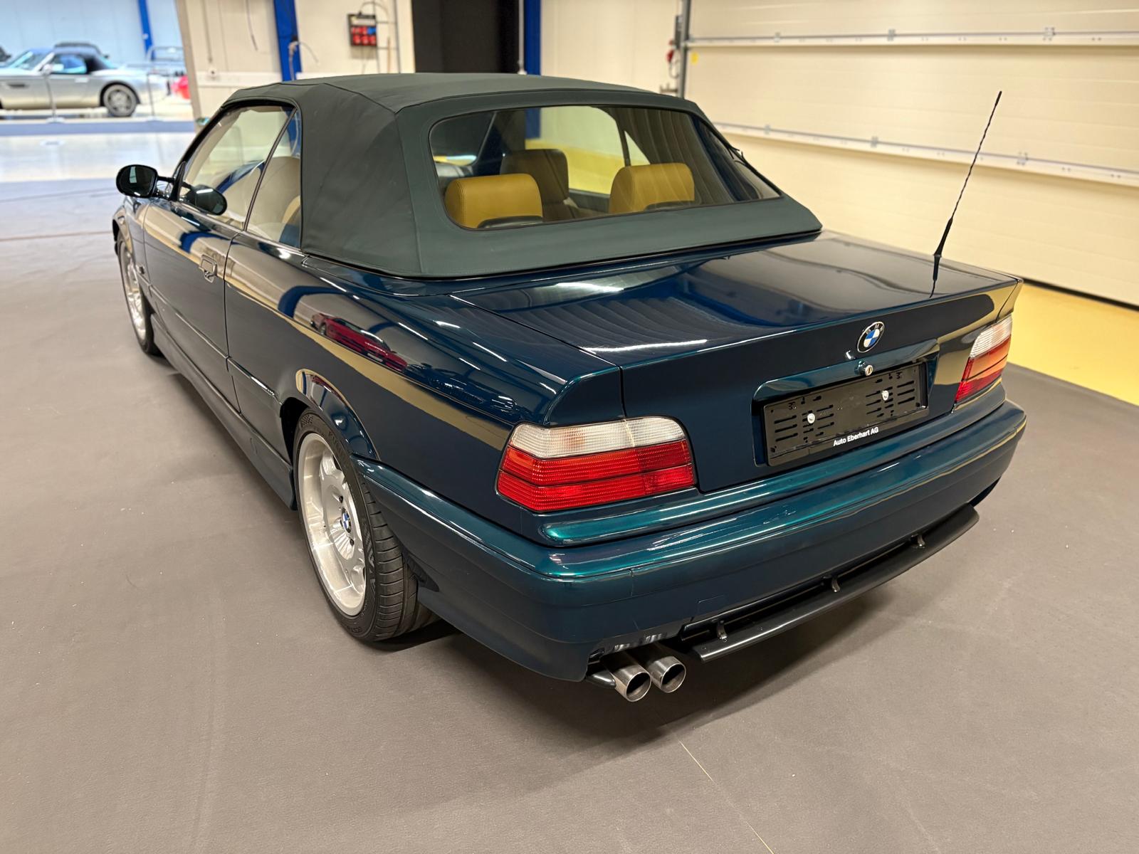 BMW M3 Cabrio-image-4