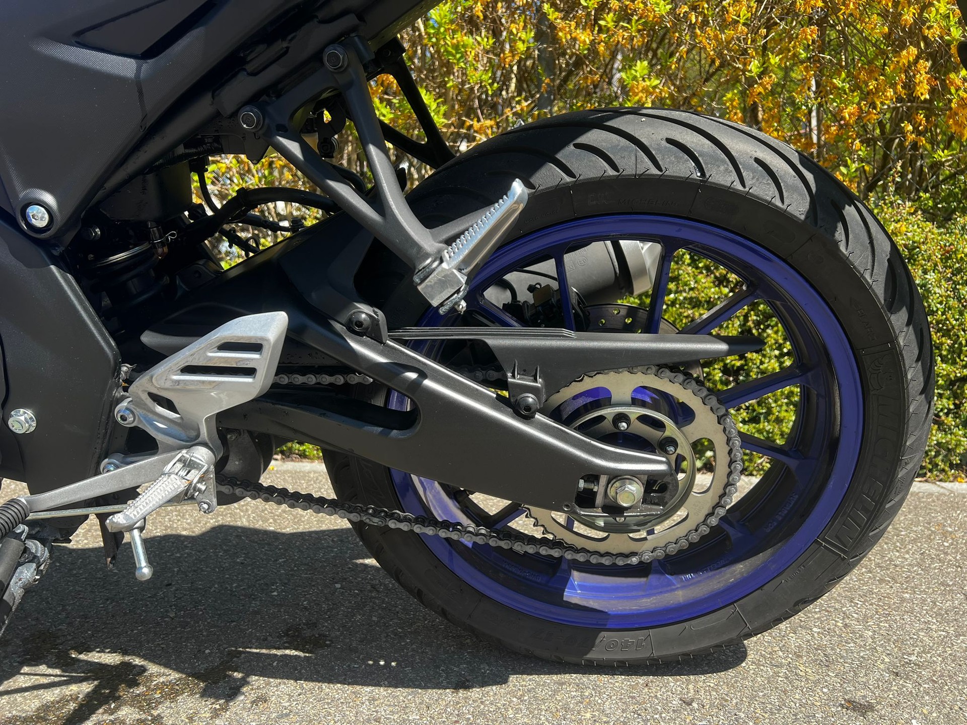 YAMAHA YZF-R 125 ABS-image-3