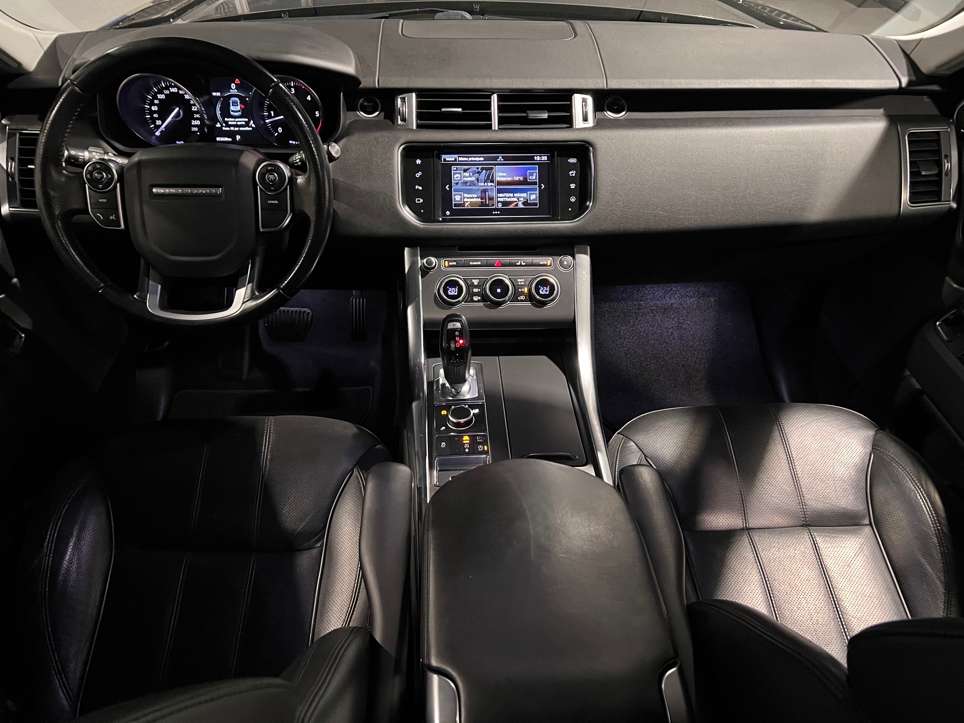 LAND ROVER Range Rover Sport 3.0 TDV6 SE Automatic-image-9