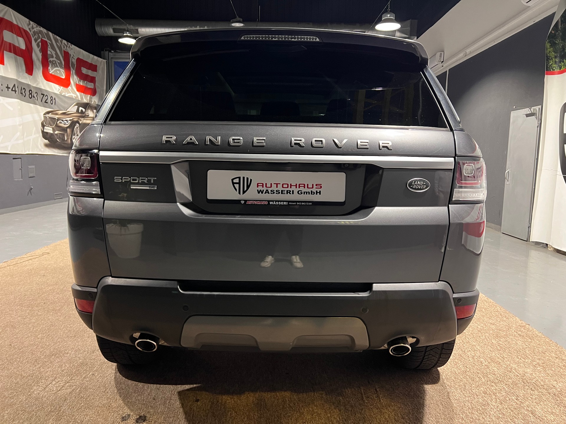 LAND ROVER Range Rover Sport 3.0 TDV6 SE Automatic-showroom-element-3