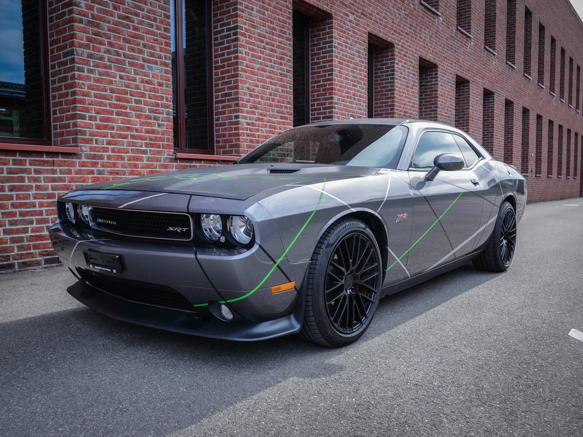 DODGE Challenger 6.4 V8 HEMI SRT8