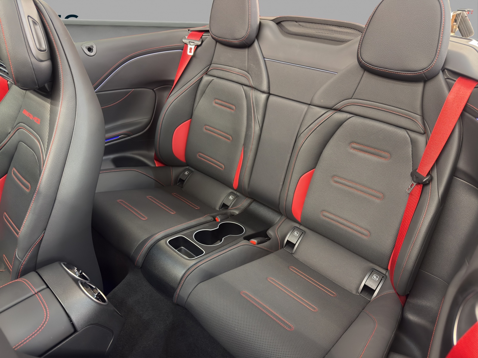MERCEDES-BENZ CLE 53 4M+ AMG / DISTRONIC / 360 Grad Kamera / AMG Real Performance Sound-image-13