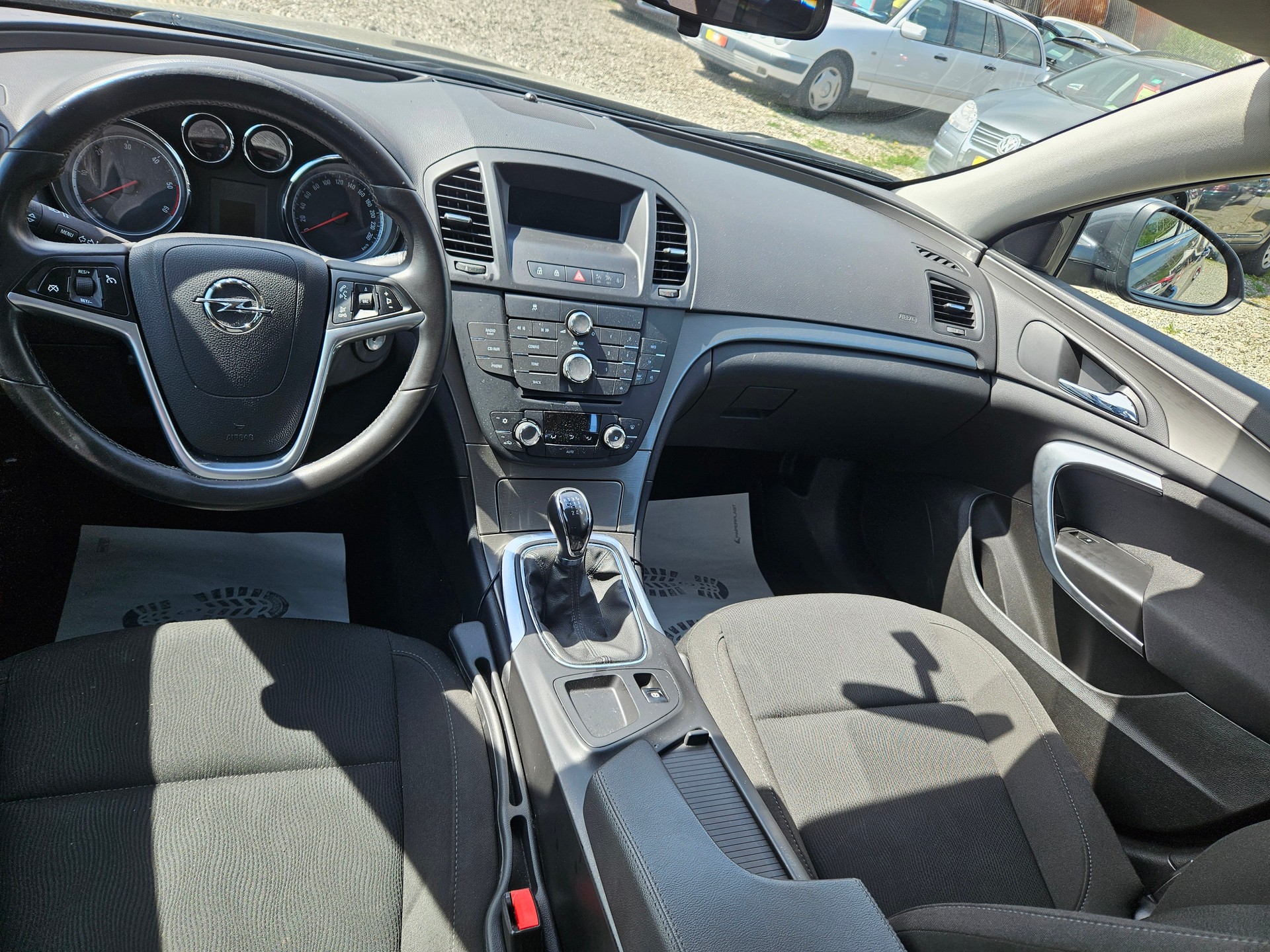 OPEL INSIGNIA-image-10