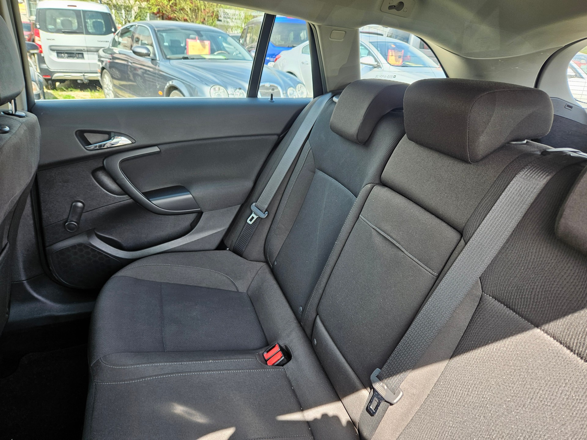 OPEL INSIGNIA-image-9