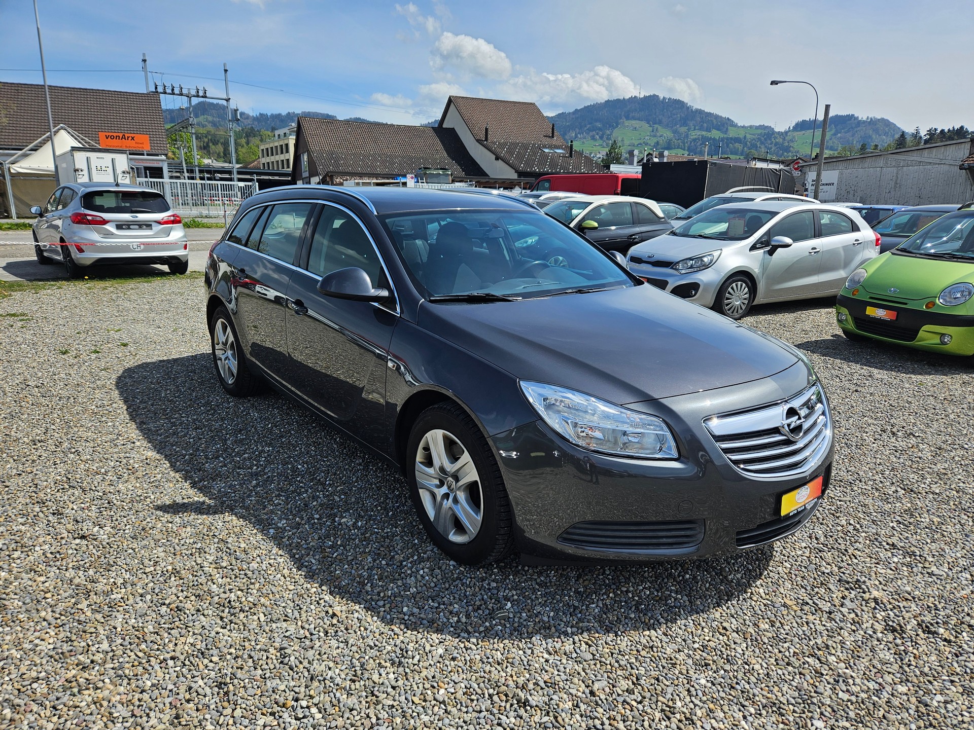 OPEL INSIGNIA-image-2