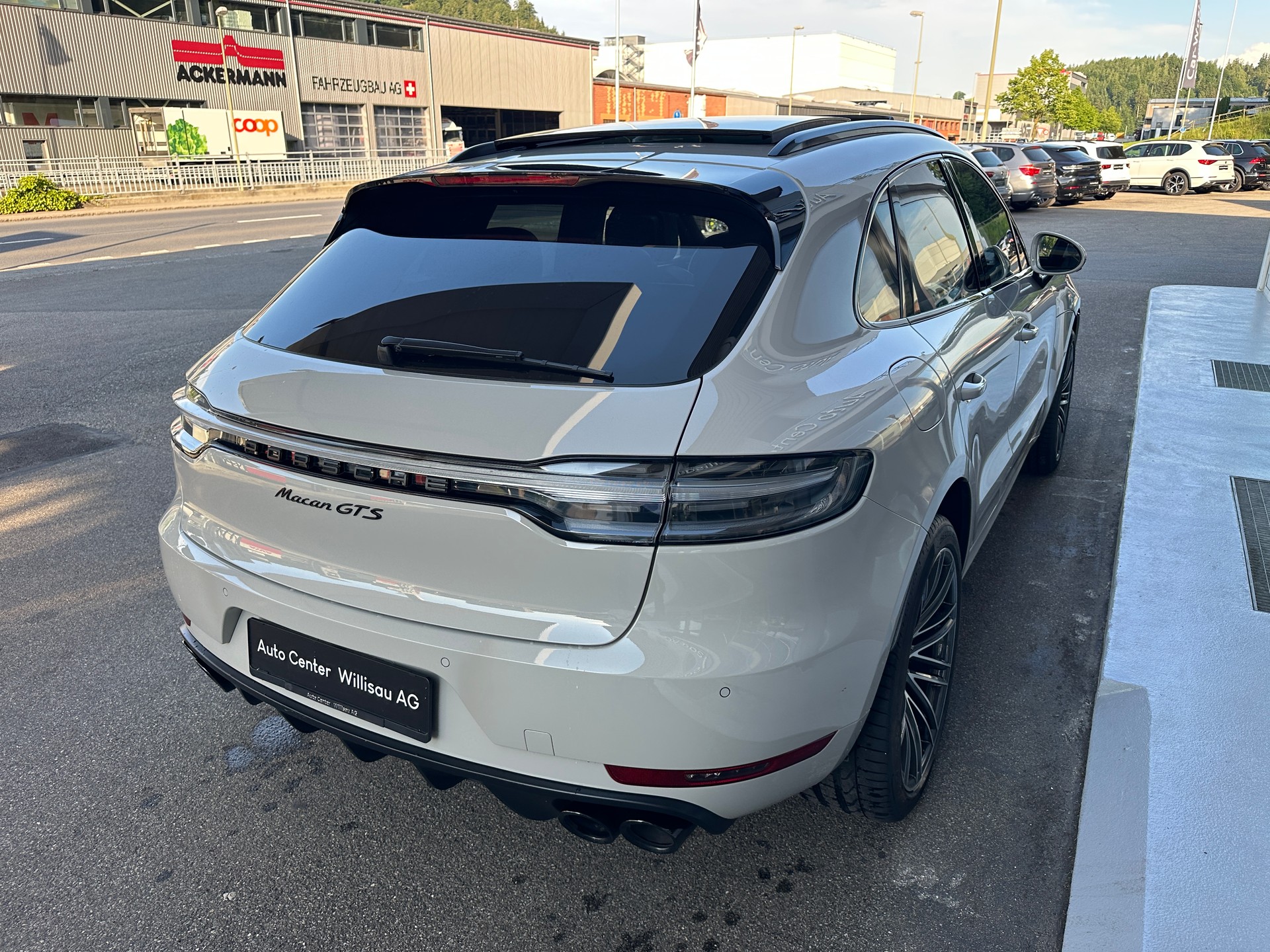 PORSCHE Macan GTS PDK-image-9
